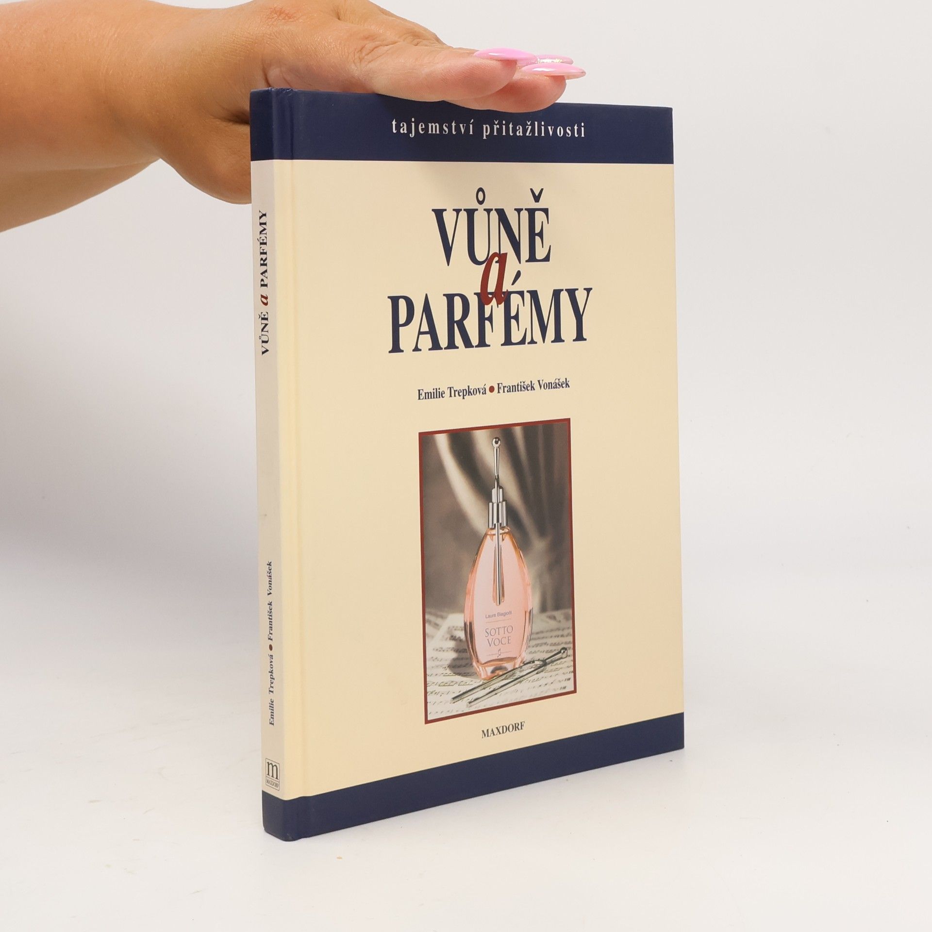 Vůně a parfémy: Tajemství přitažlivosti
