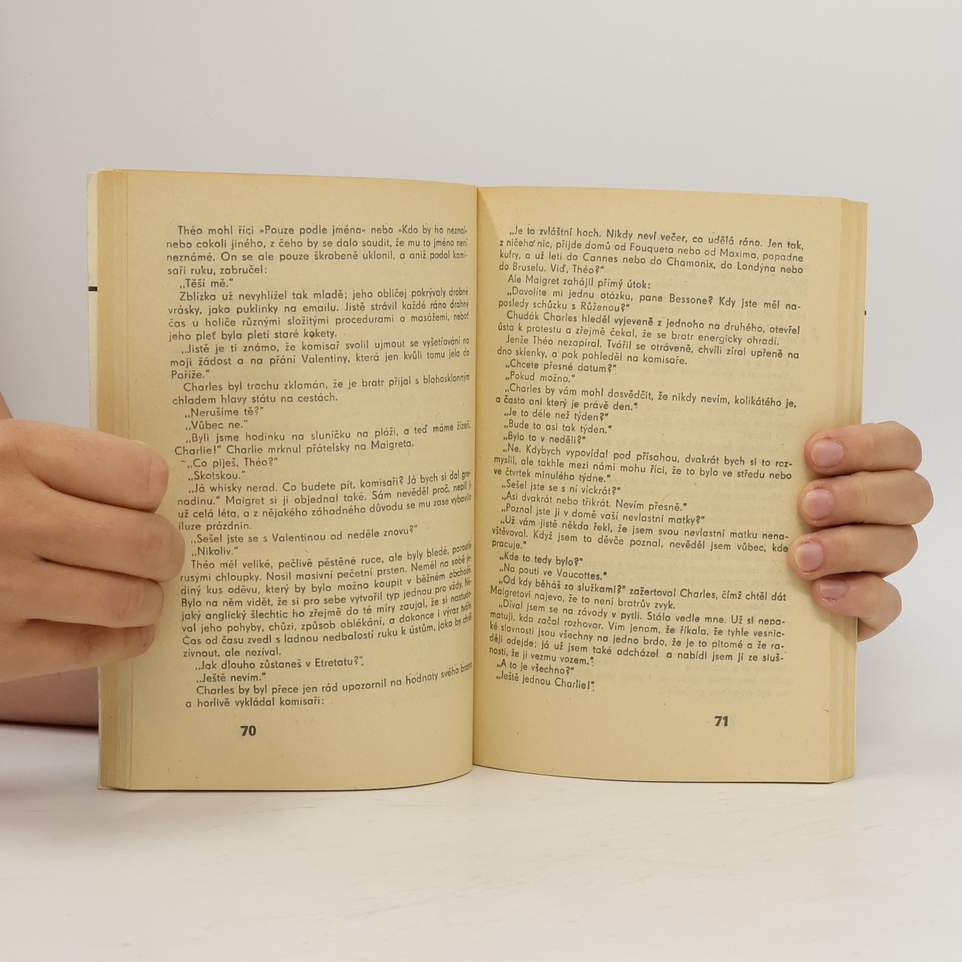 Georges Simenon Maigretův revolver a stará dáma