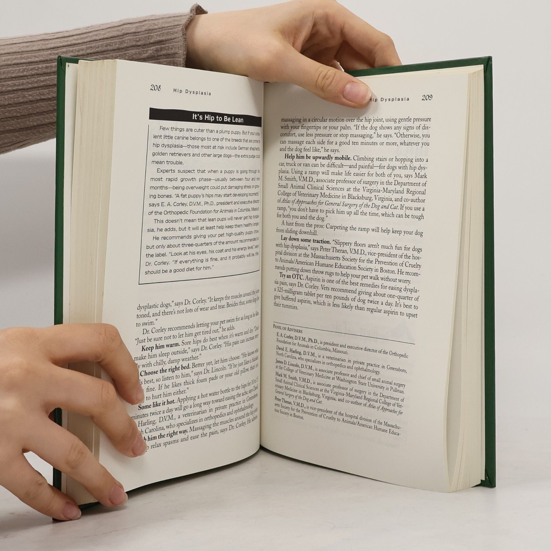 Autores varios The Doctors Book of Home Remedies for Dogs and Cats