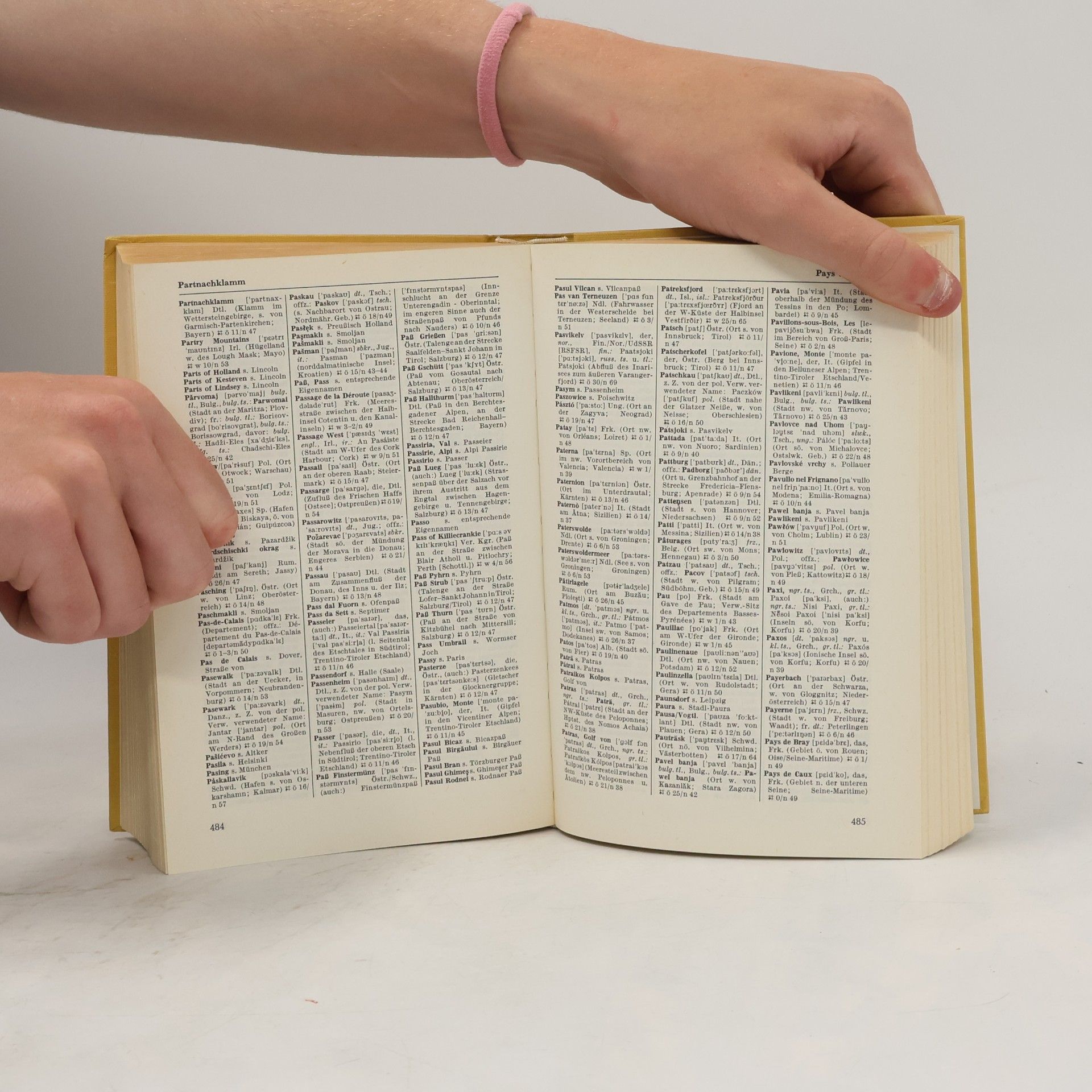 Kolektiv autorů Duden Wörterbuch geographischer Namen