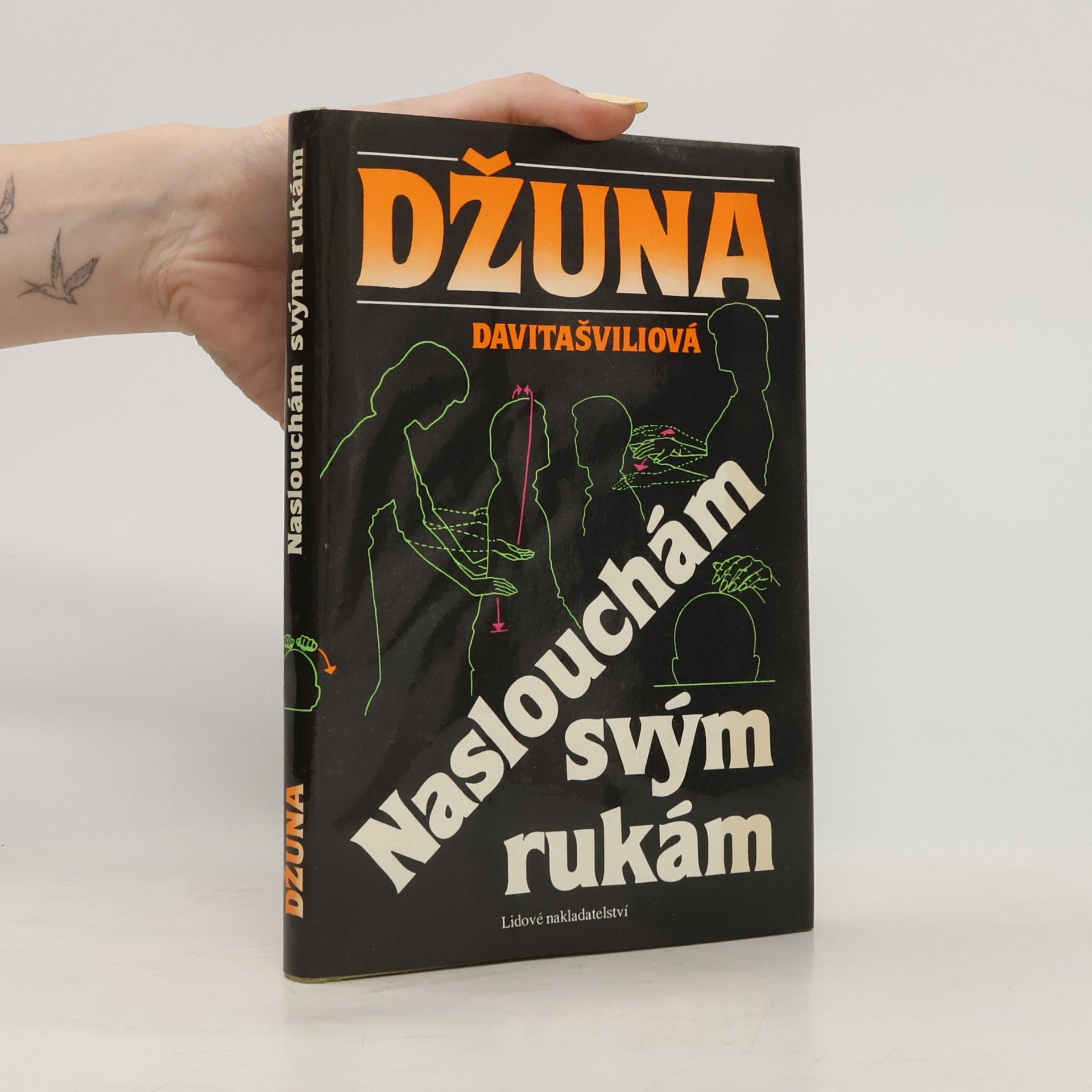 Džuna Davitašvili Naslouchám svým rukám