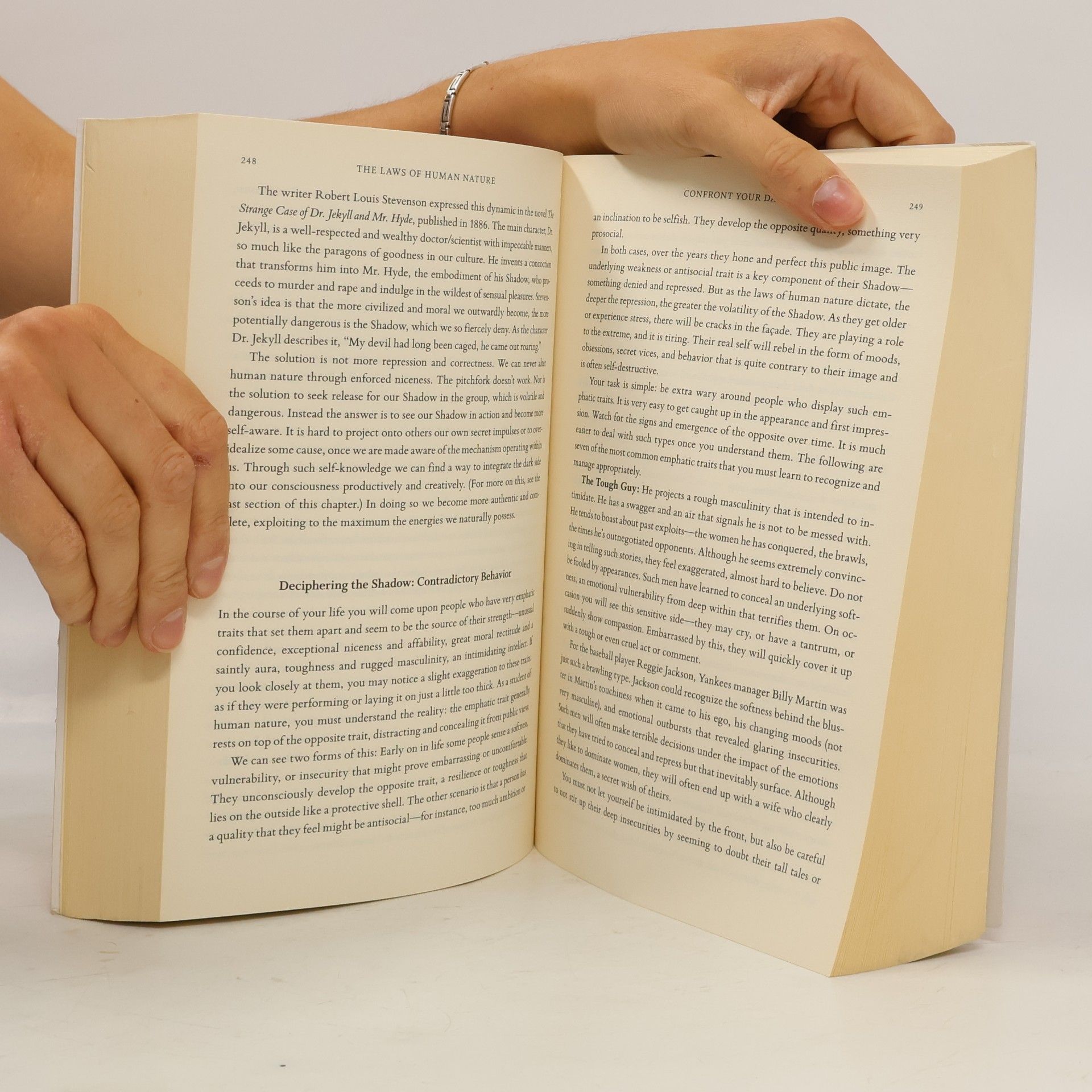 Robert Greene The Laws of Human Nature