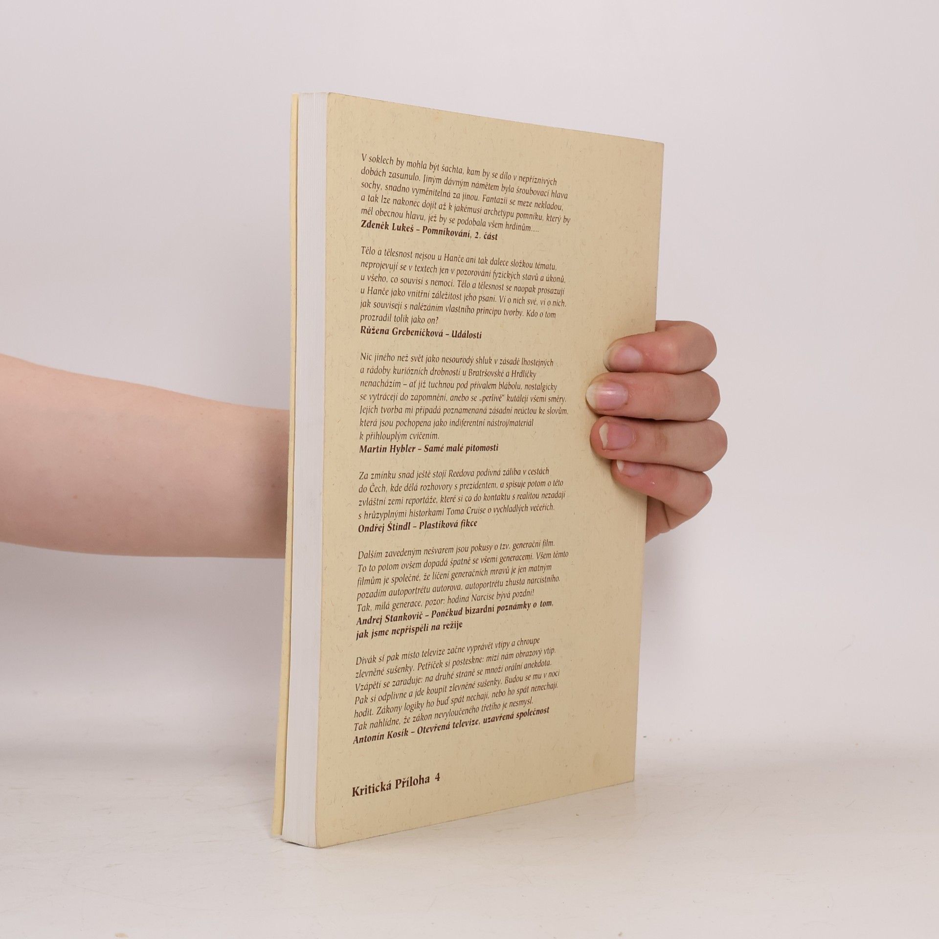 Autores varios Kritická příloha 4. Revolver revue