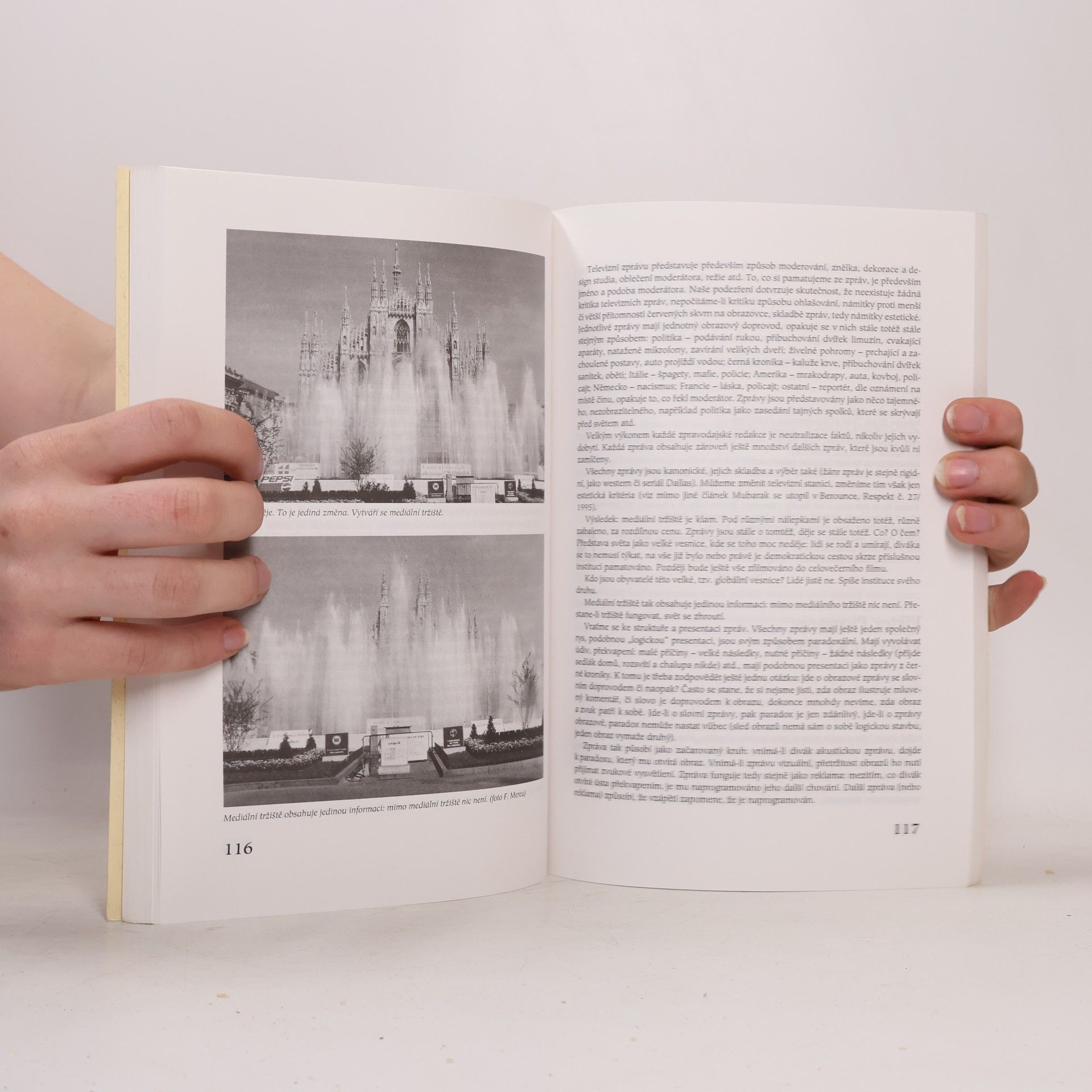 Autores varios Kritická příloha 4. Revolver revue