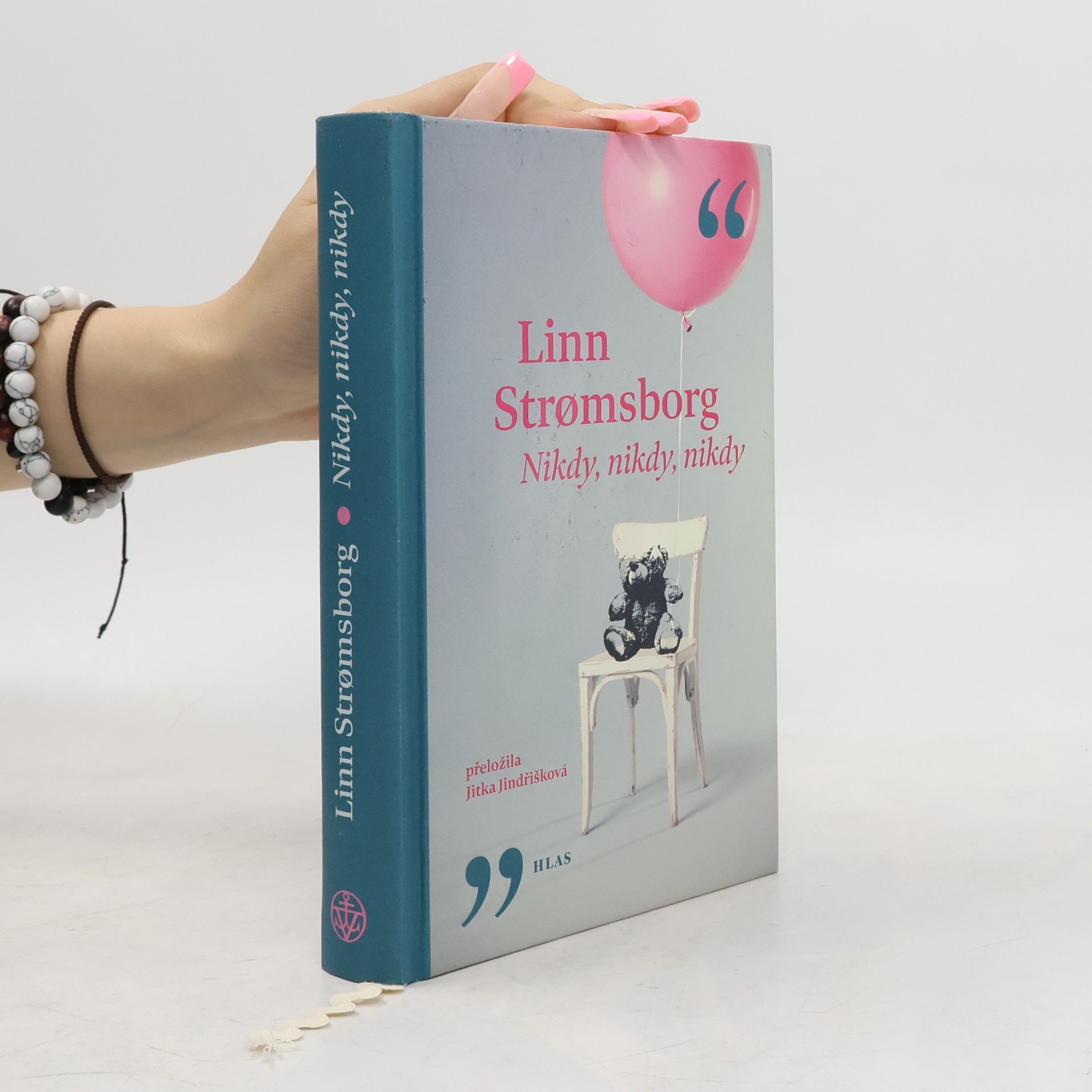 Linn Strømsborg Nikdy, nikdy, nikdy