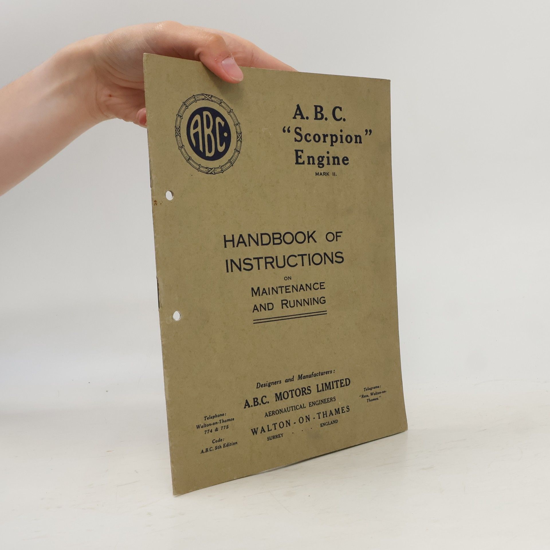Autorenkollektiv Handbook of Instructions on Maintenance and Running
