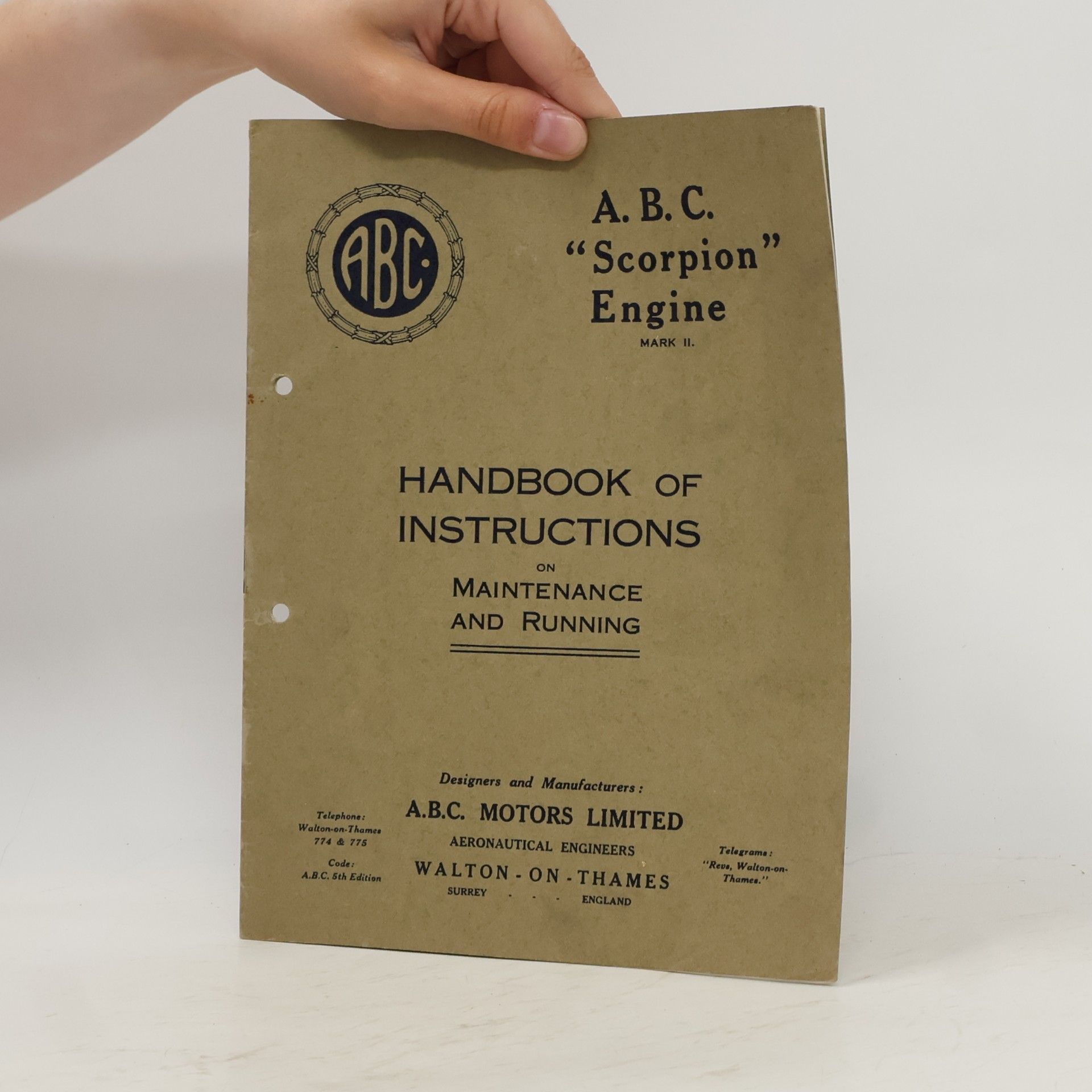 Autorenkollektiv Handbook of Instructions on Maintenance and Running
