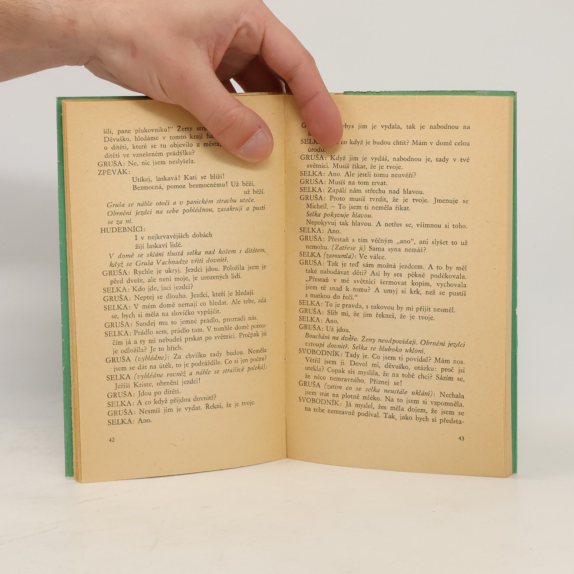 Bertolt Brecht Kavkazský křídový kruh