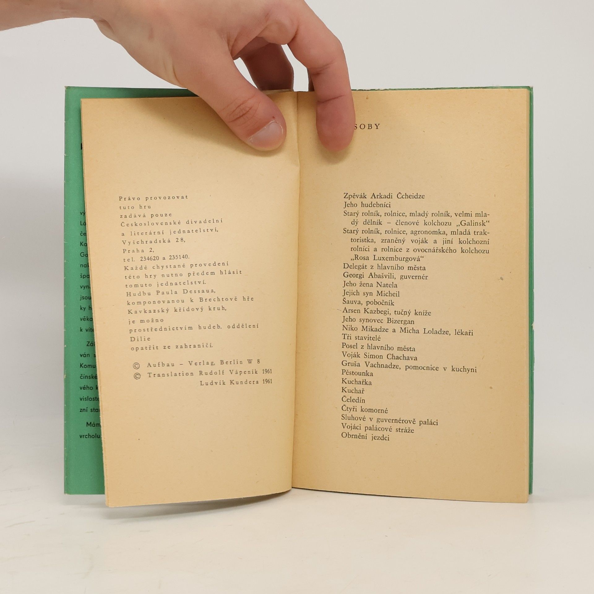 Bertolt Brecht Kavkazský křídový kruh