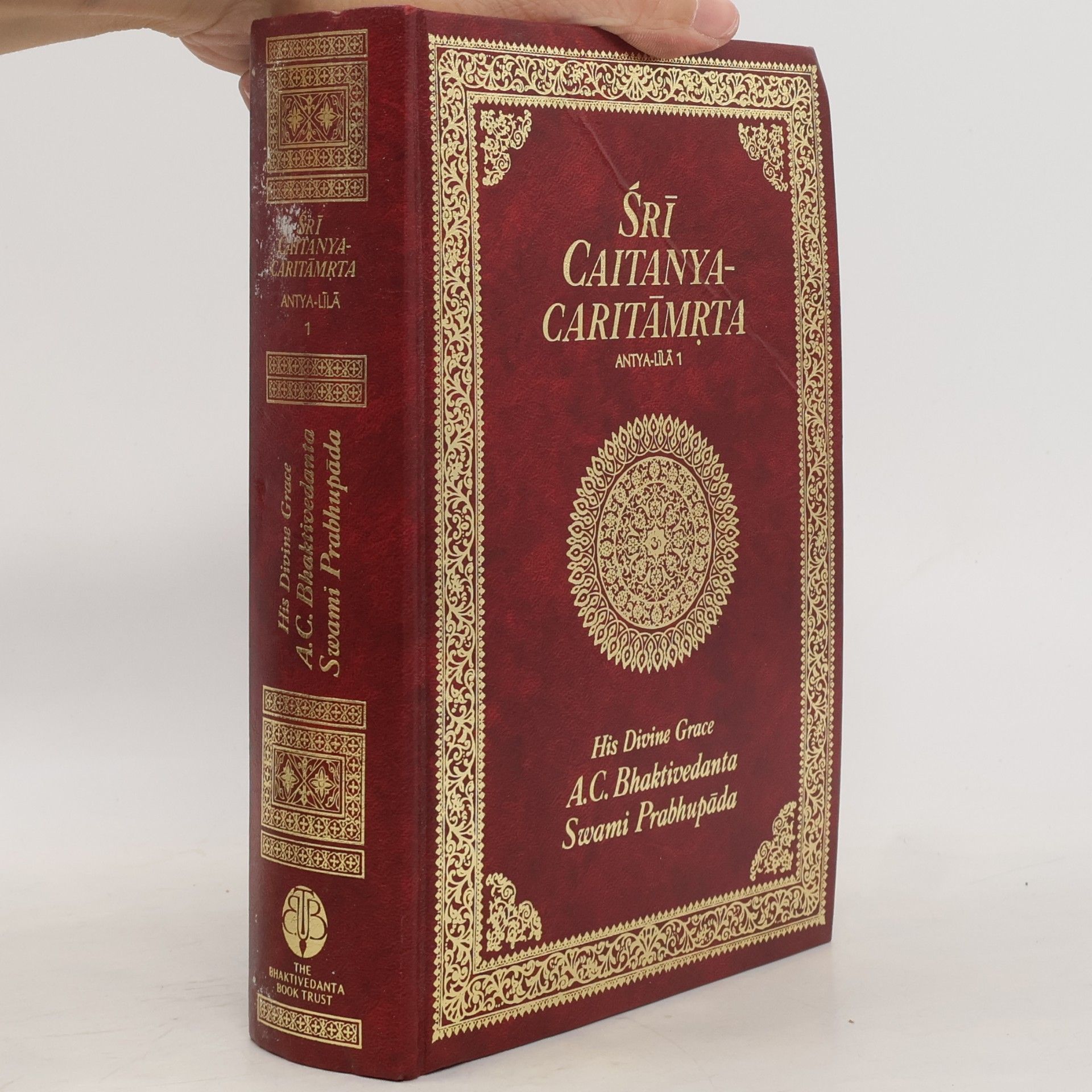 Kolektiv autorů Śrī Caitanya-Caritāmṛta