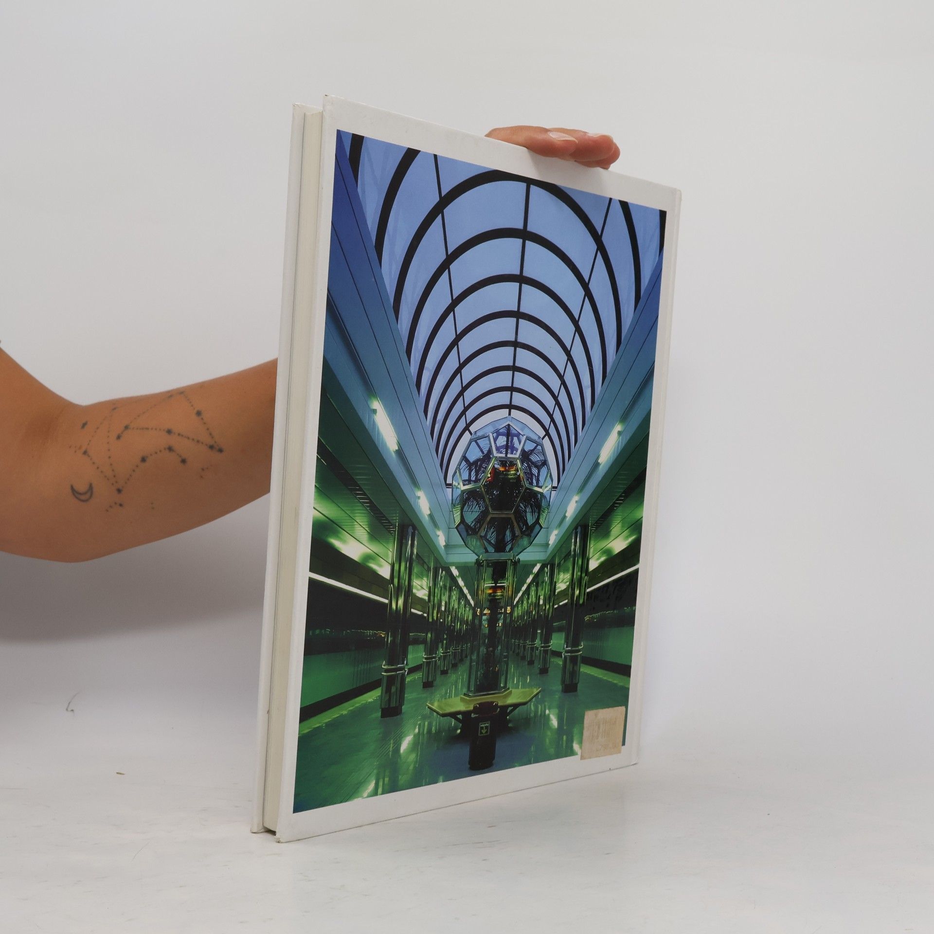 Jan Konicar Architektura a stavebnictví ČR. Období 1989-1995. Současné trendy