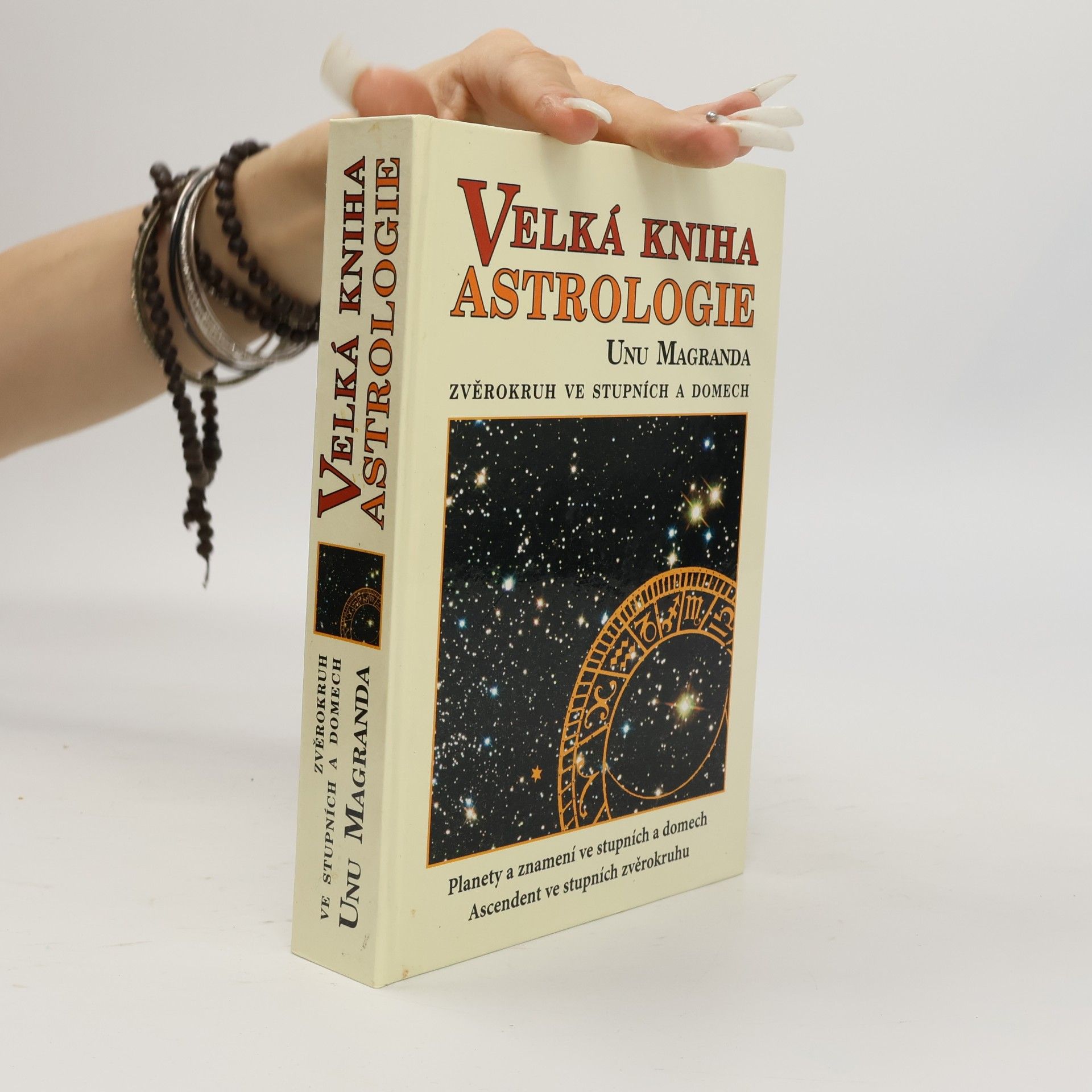 Unu Magranda Velká kniha astrologie