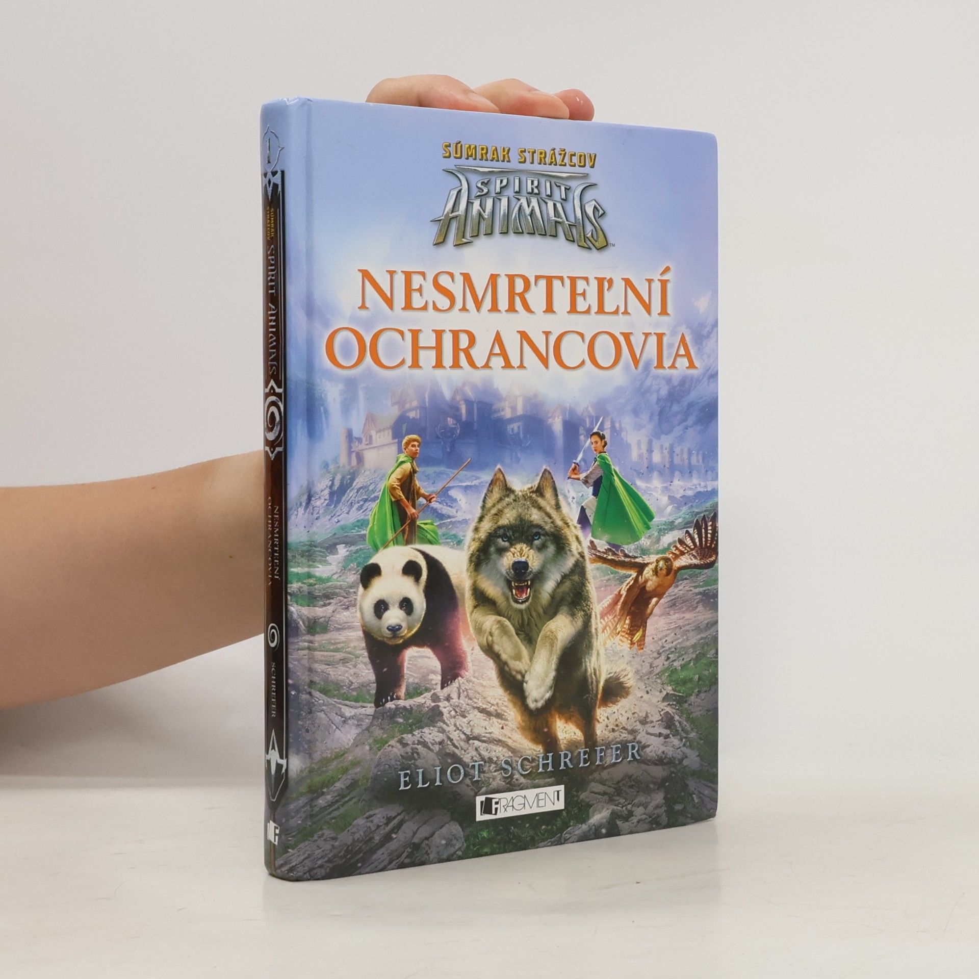 Eliot Schrefer Nesmrteľní ochrancovia