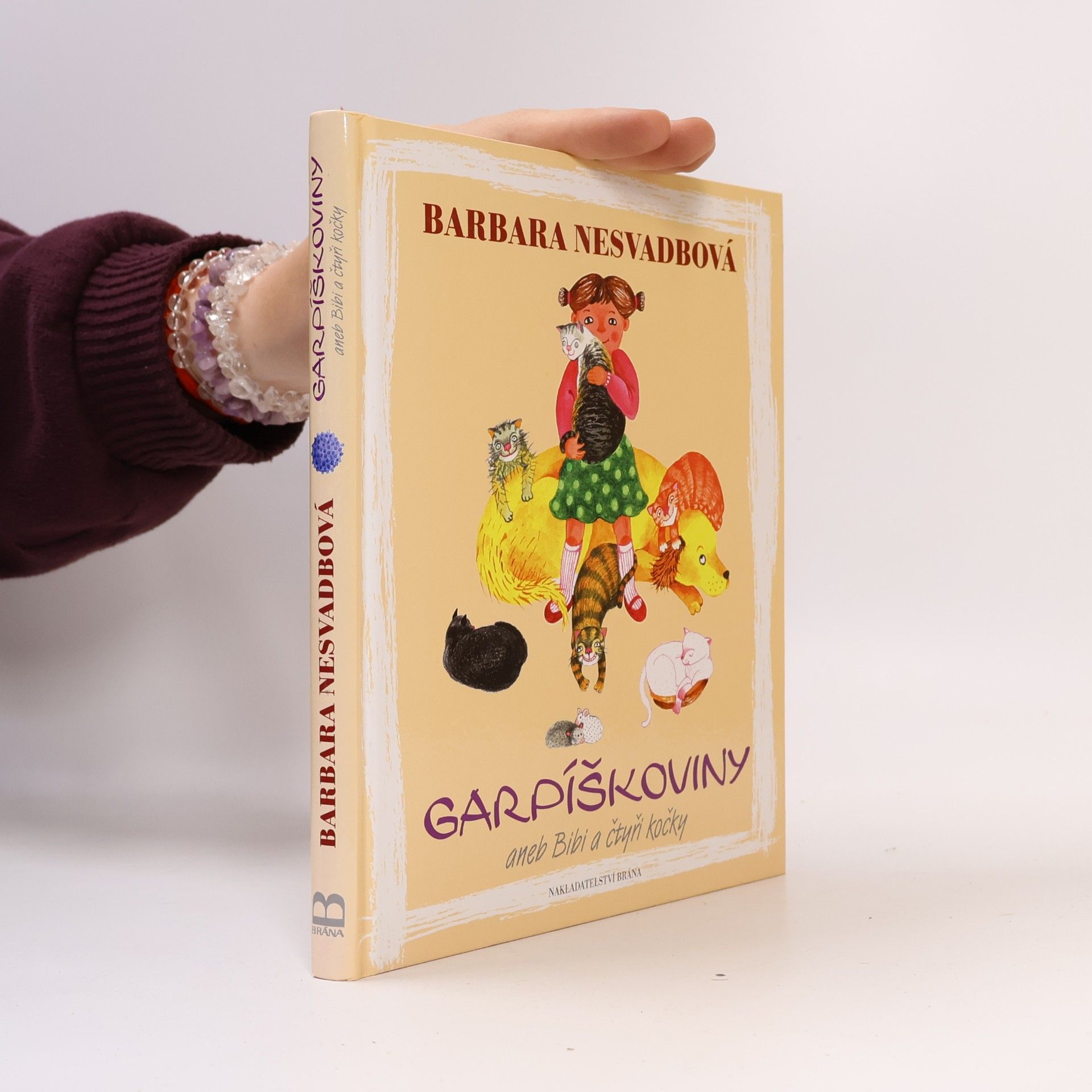 Bára Nesvadbová Garpíškoviny