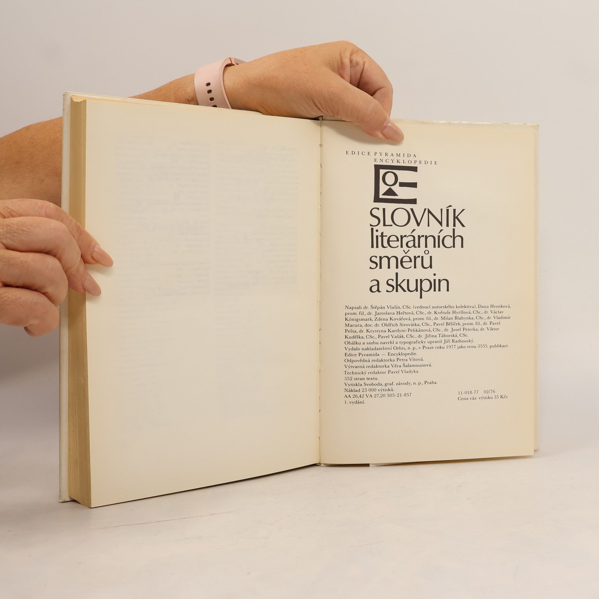 Štěpán Vlašín Slovník literárních směrů a skupin