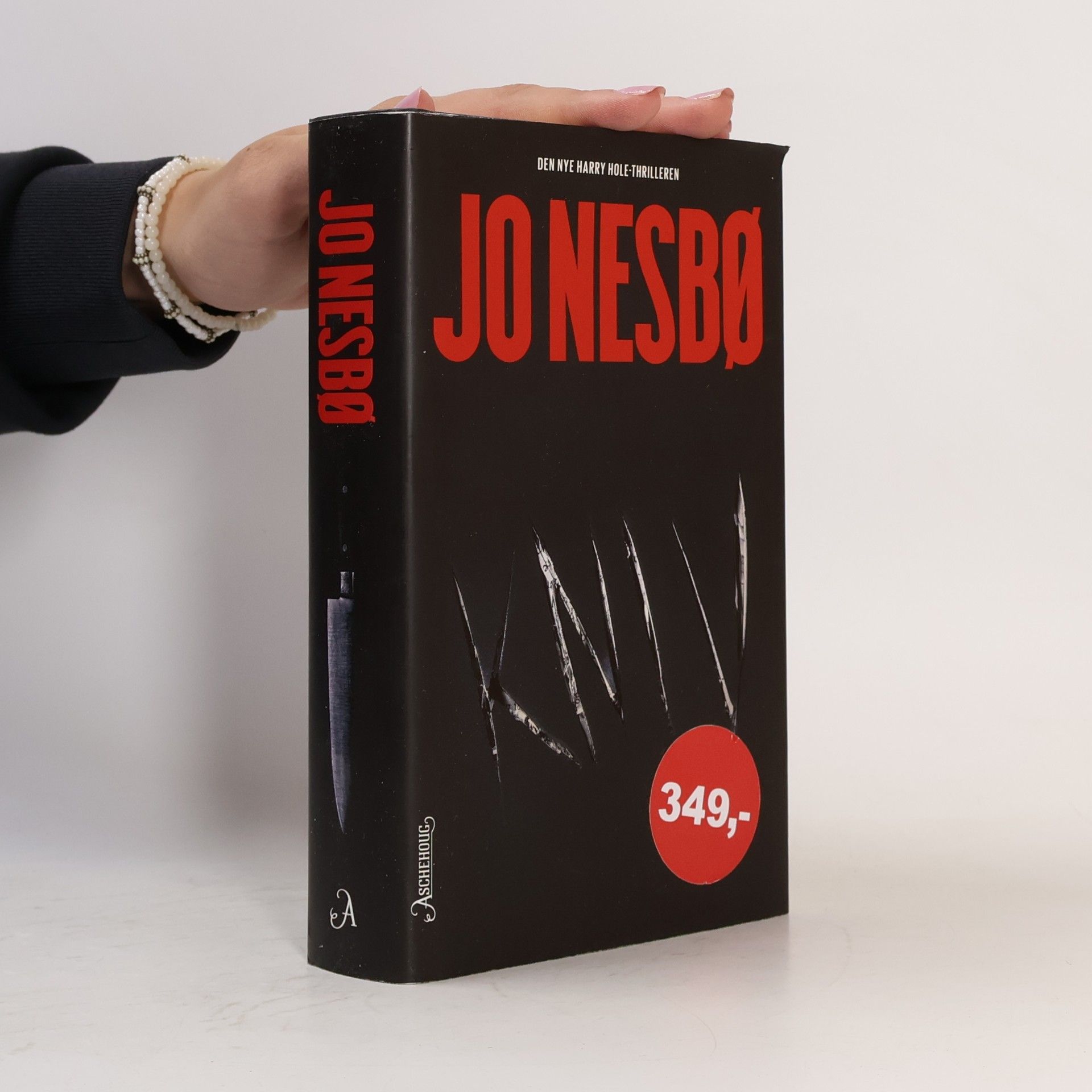 Jo Nesbø Harry Hole-thrilleren: Kniv