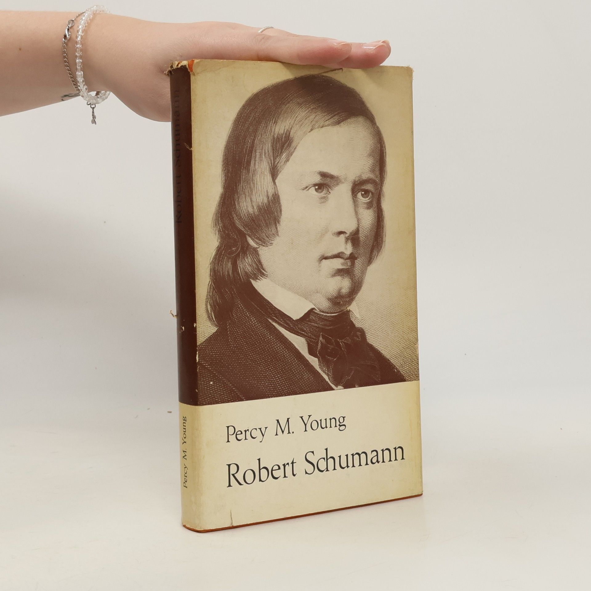 Percy M. Young Robert Schumann
