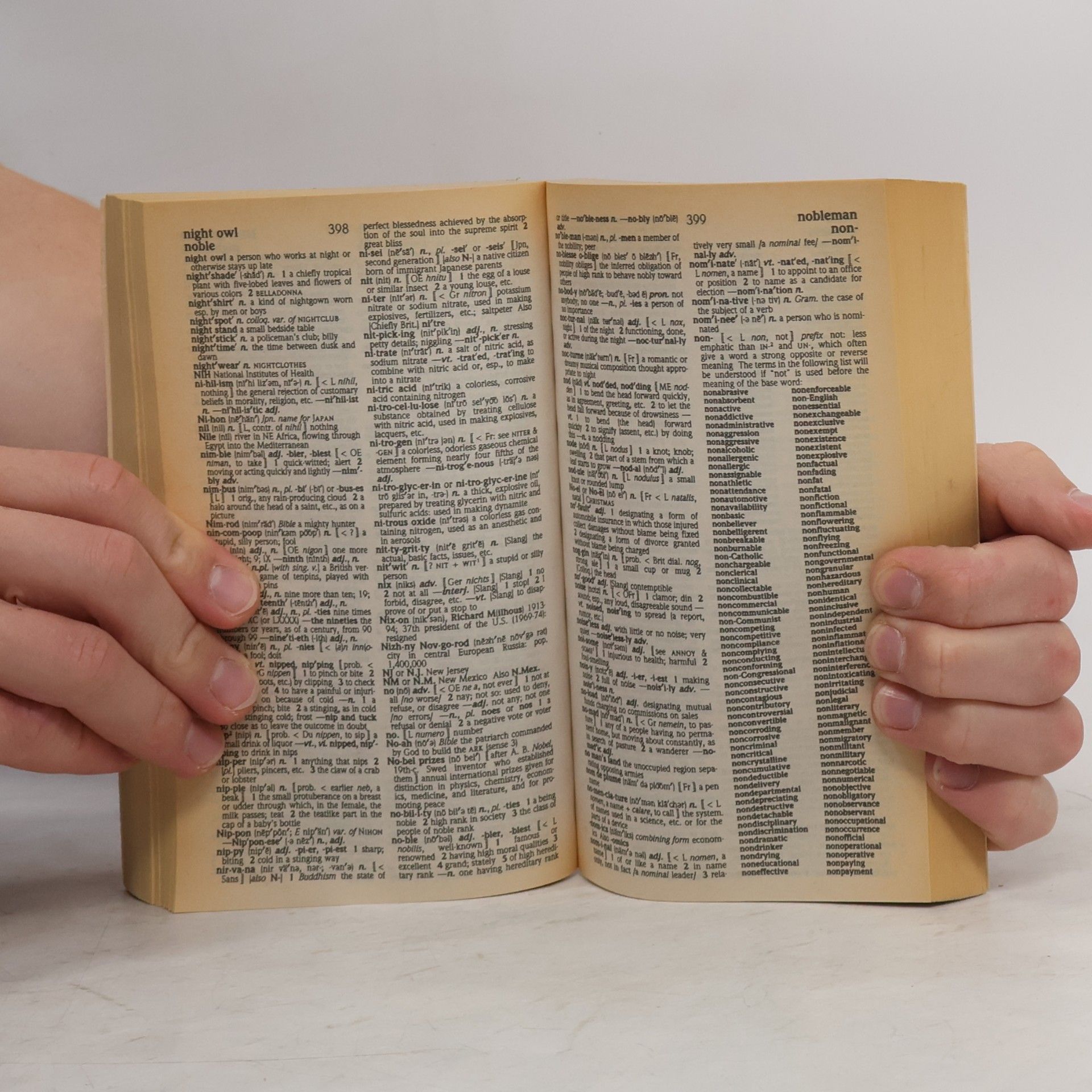 Victoria Neufeldt Webster's New World Dictionary
