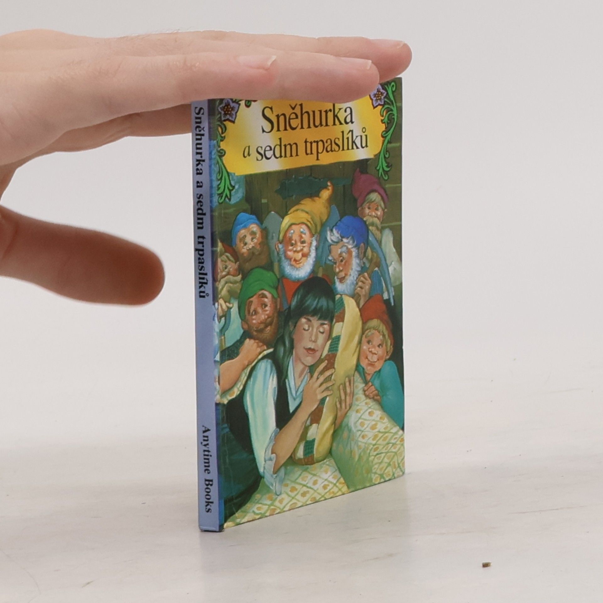 Various authors Sněhurka a sedm trpaslíků