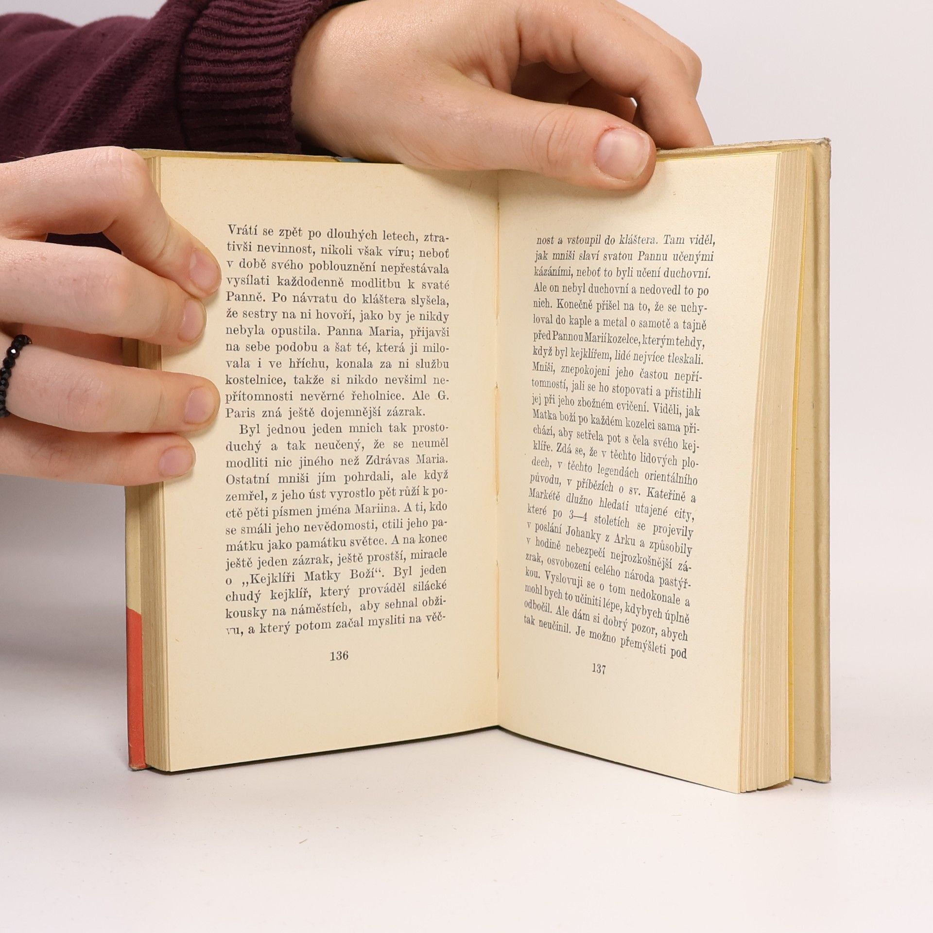 Anatole France Potulky knihami a minulostí