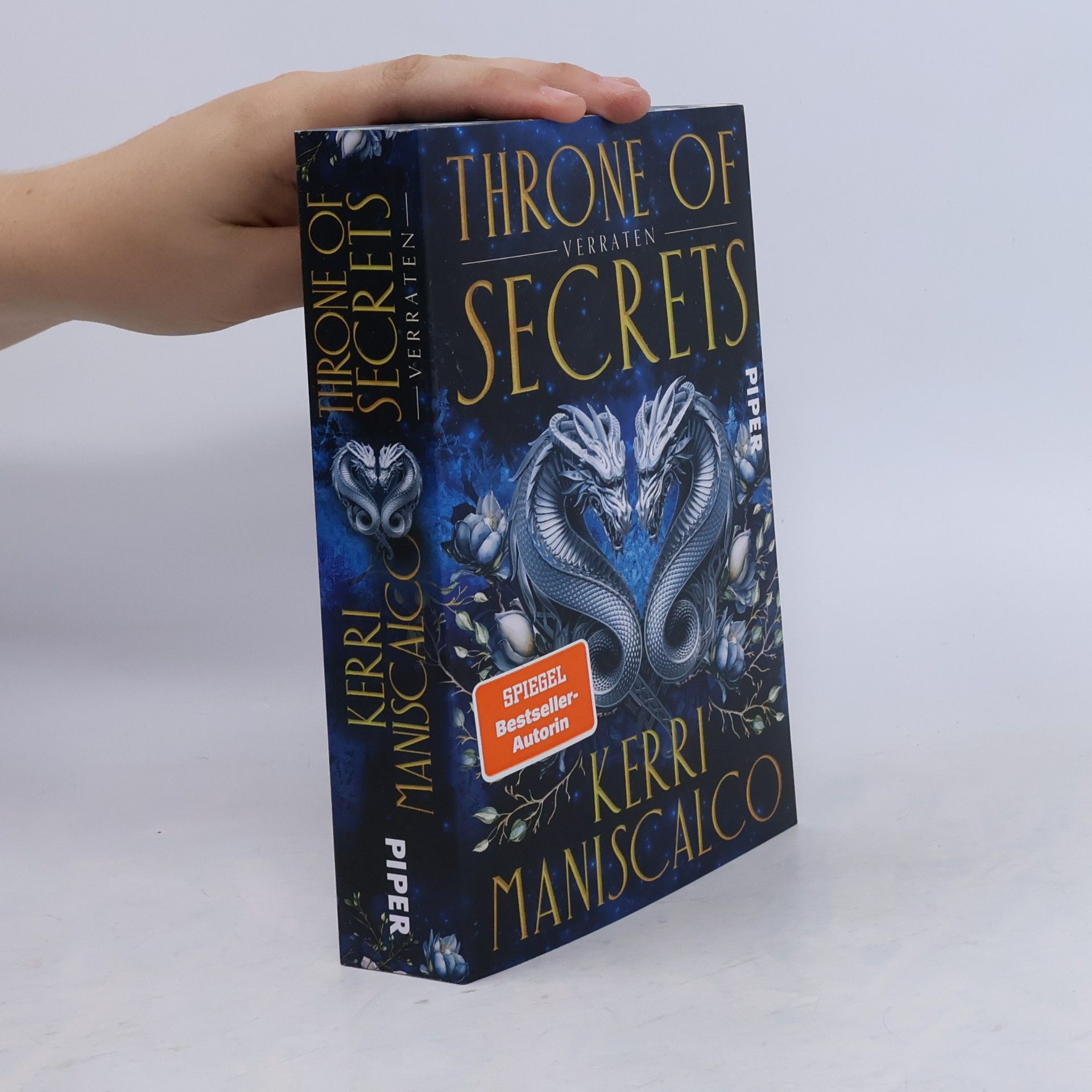 Kerri Maniscalco Throne of Secrets. Verraten