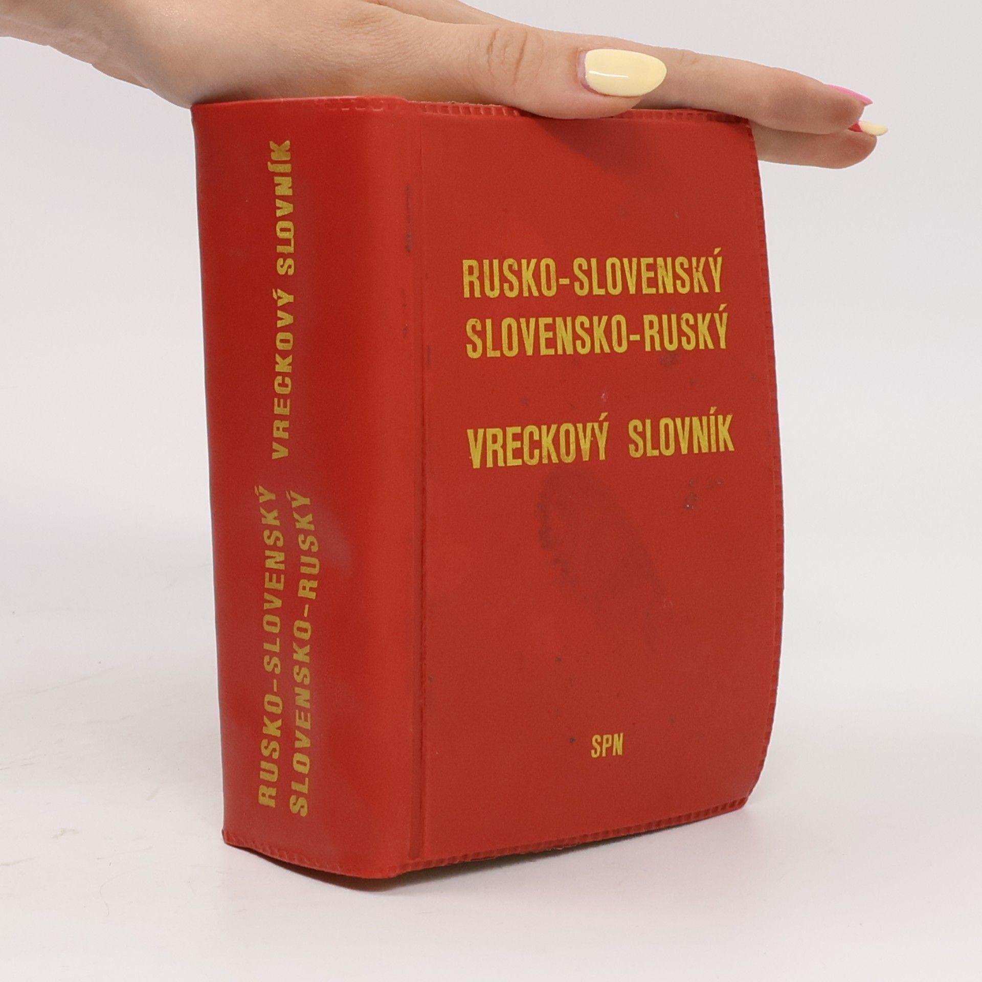 E. Sekaninová Rusko-slovenský a slovensko-ruský vreckový slovník
