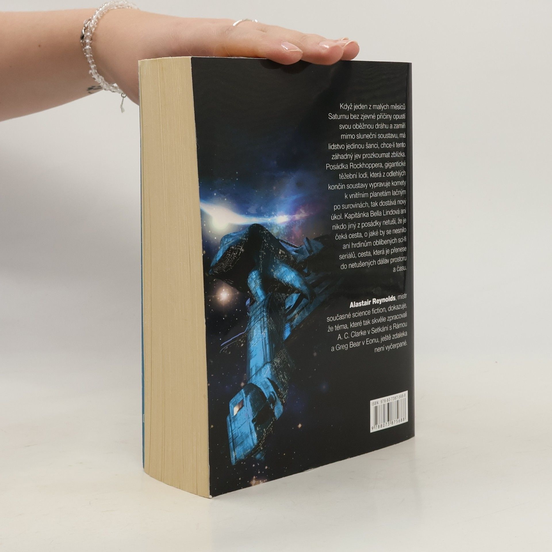 Alastair Reynolds Transport ledu