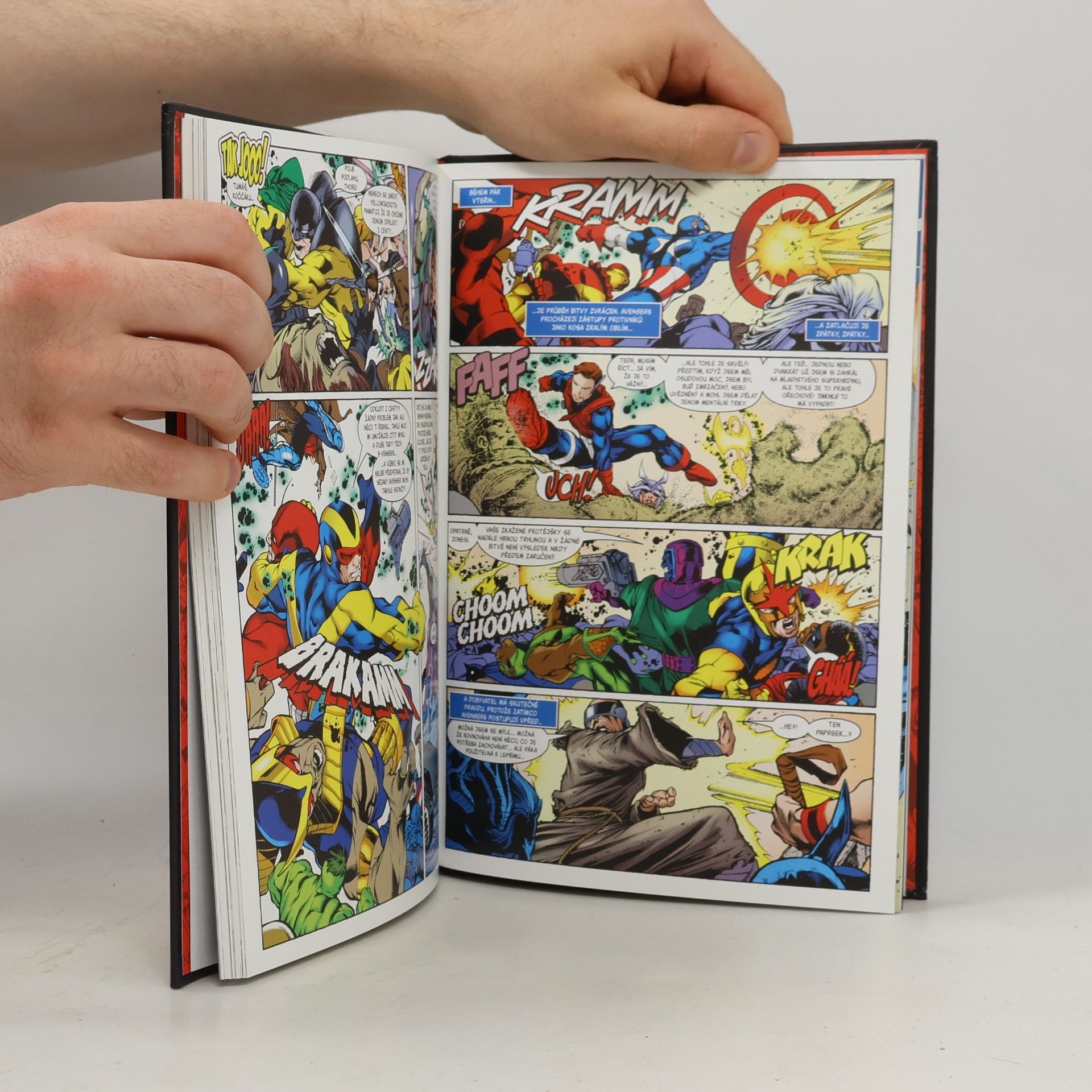 Kurt Busiek Ultimátní komiksový komplet 62. Avangers. Na věky věků část 2