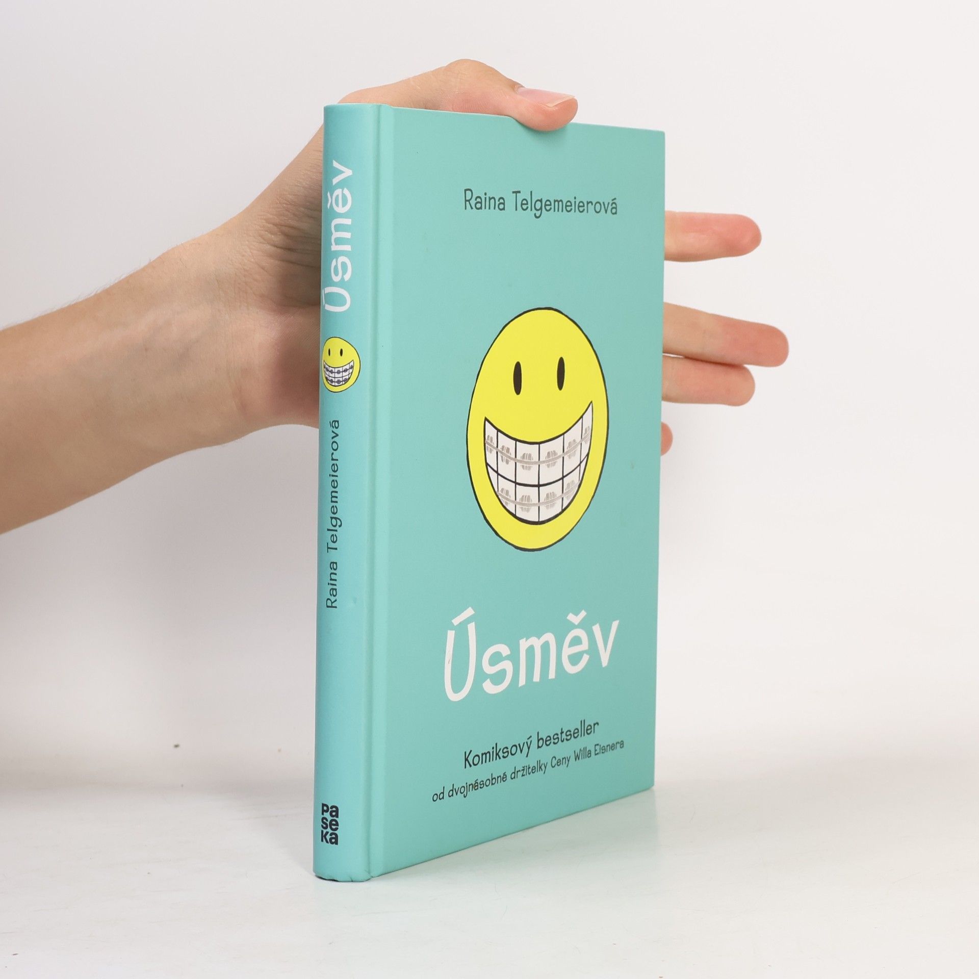 Raina Telgemeier Úsměv