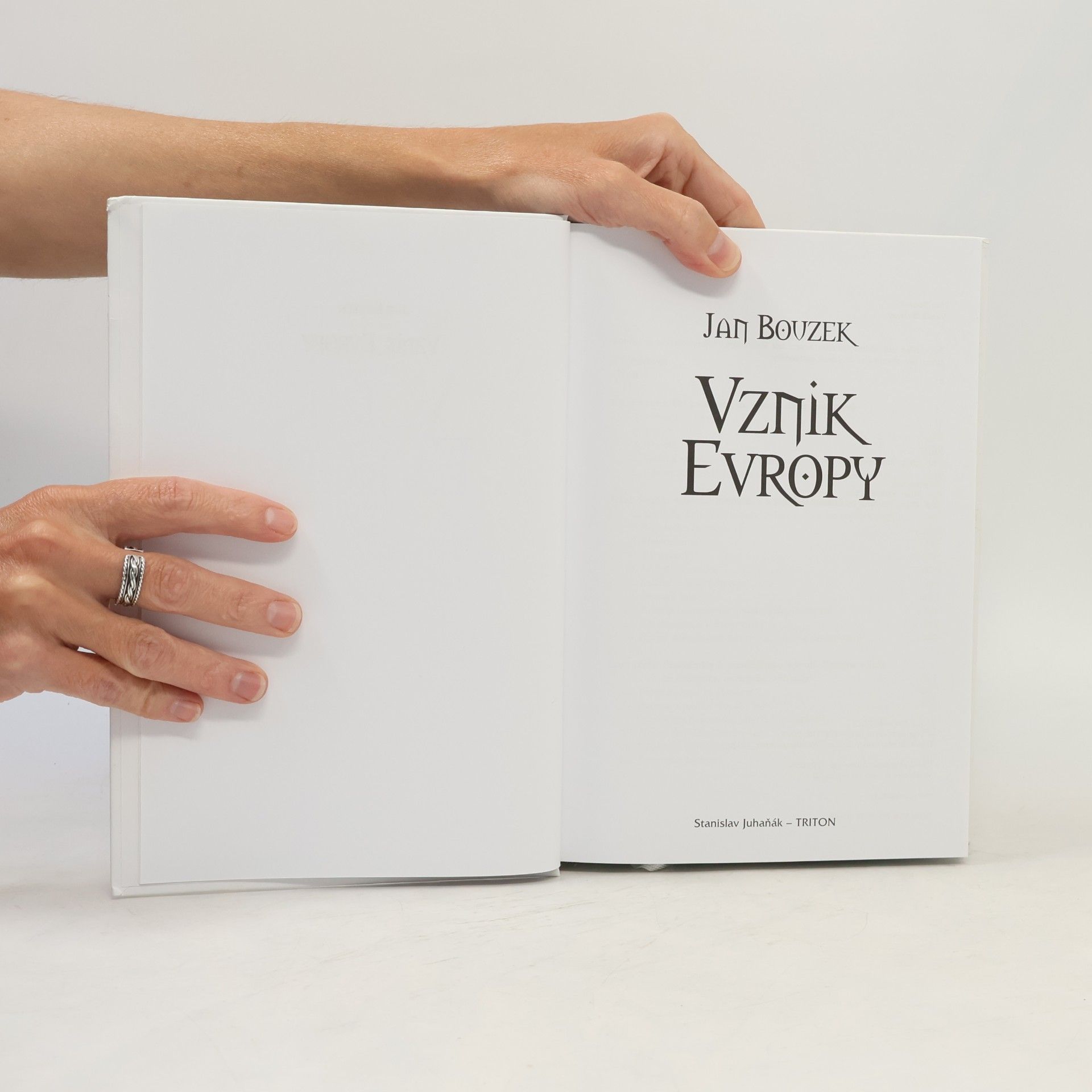 Jan Bouzek Vznik Evropy