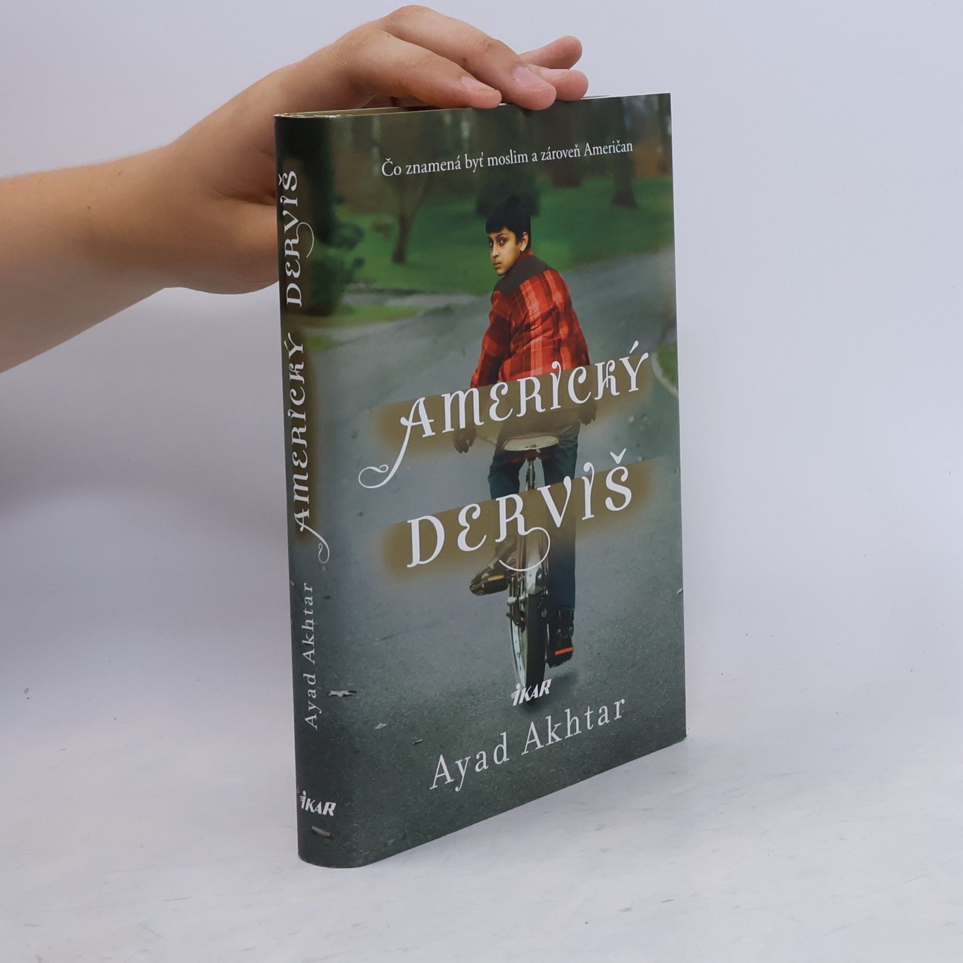 Ayad Akhtar Americký derviš