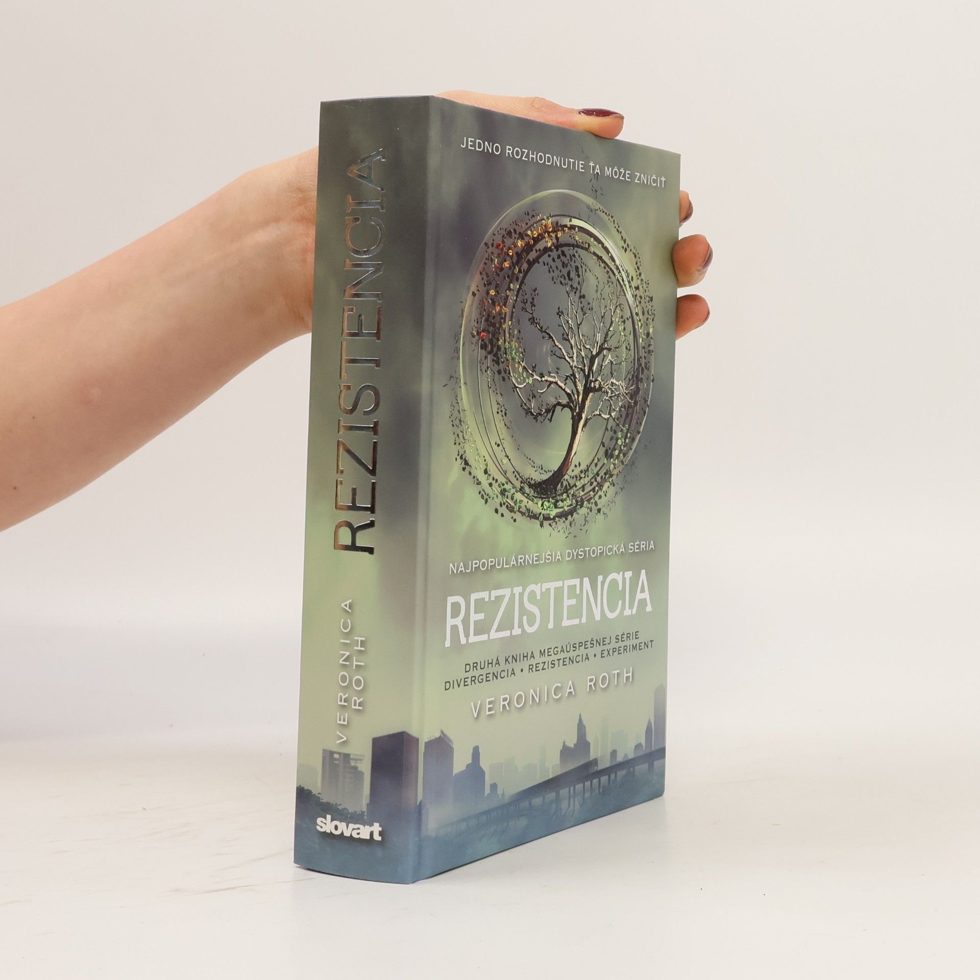Veronica Roth Rezistencia