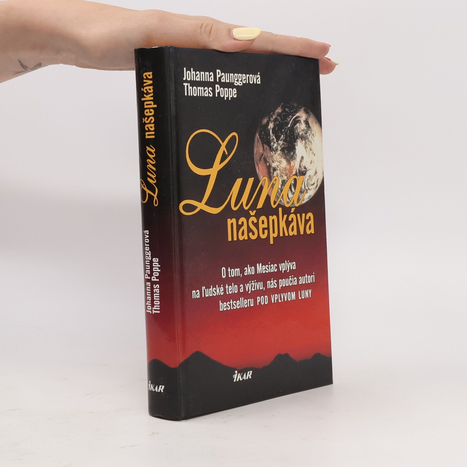 Johanna Paungger Luna našepkáva