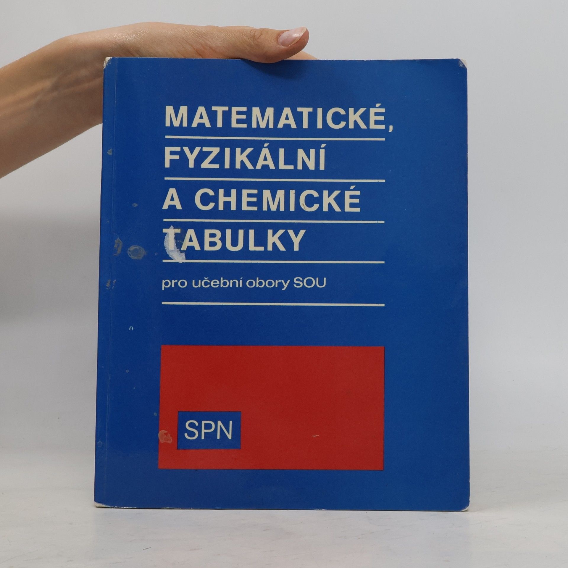 Jiří Mikulčák Matematické, fyzikální, chemické tabulky pro učební obory SOU
