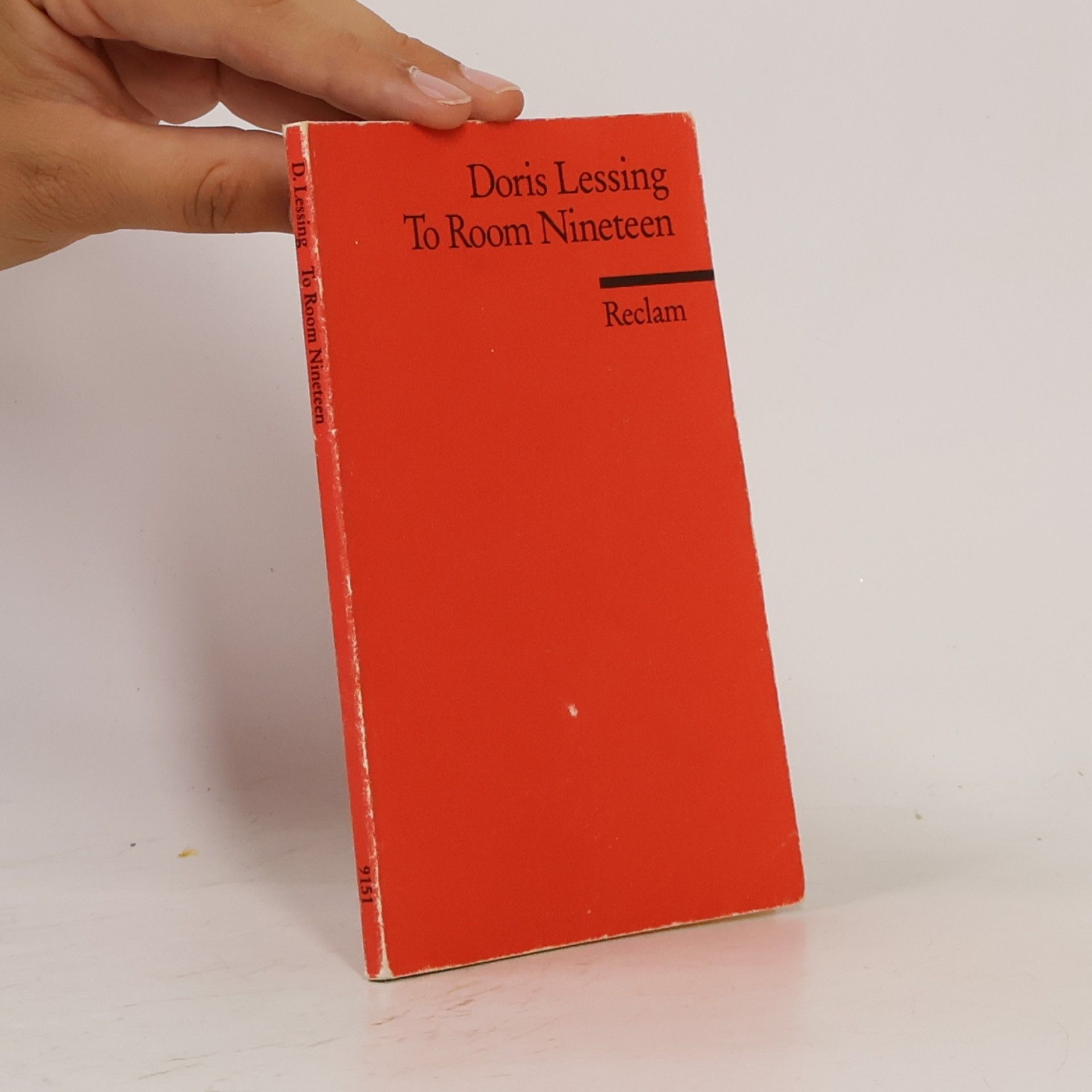 Doris Lessing To Room Nineteen