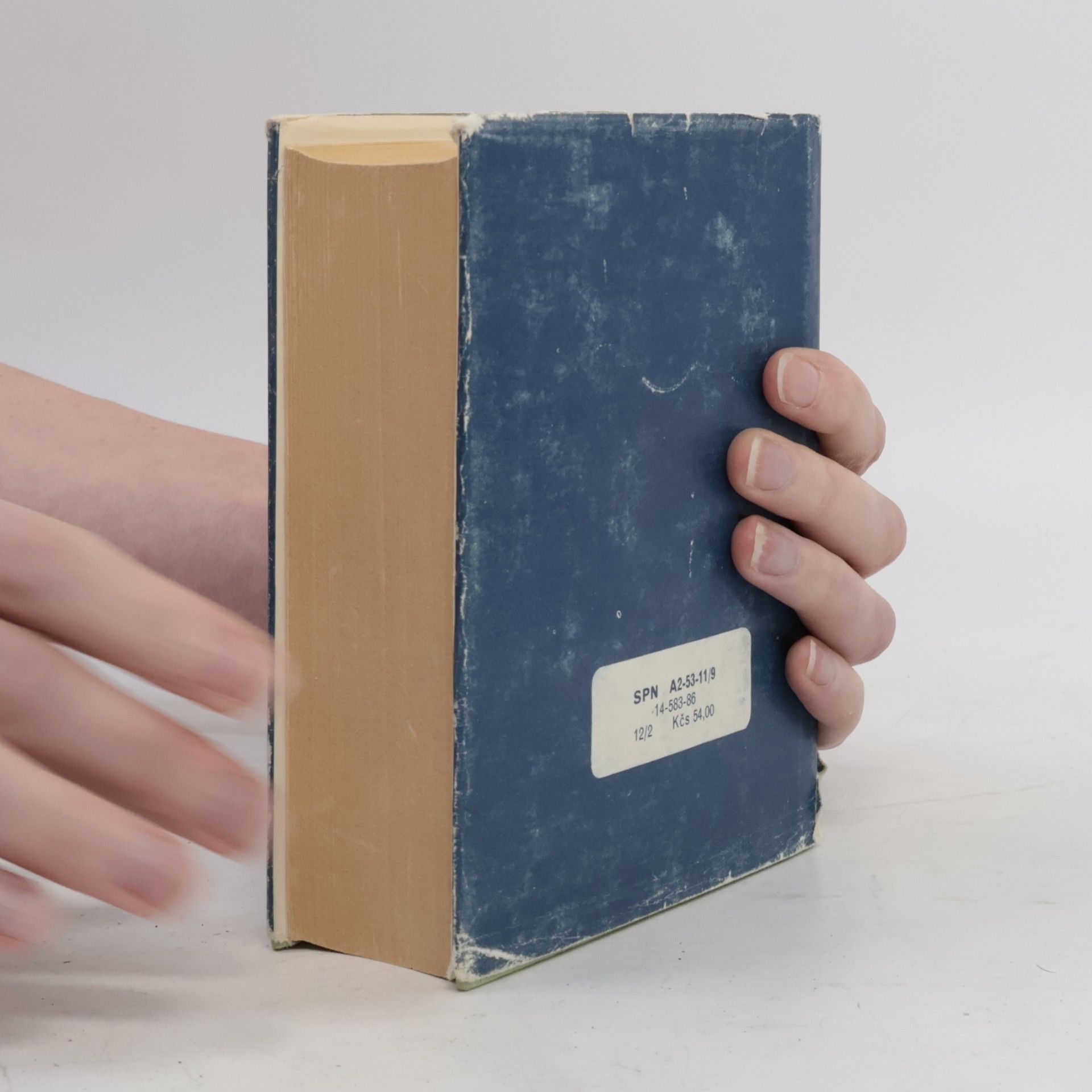Autores varios Školní rusko-český slovník