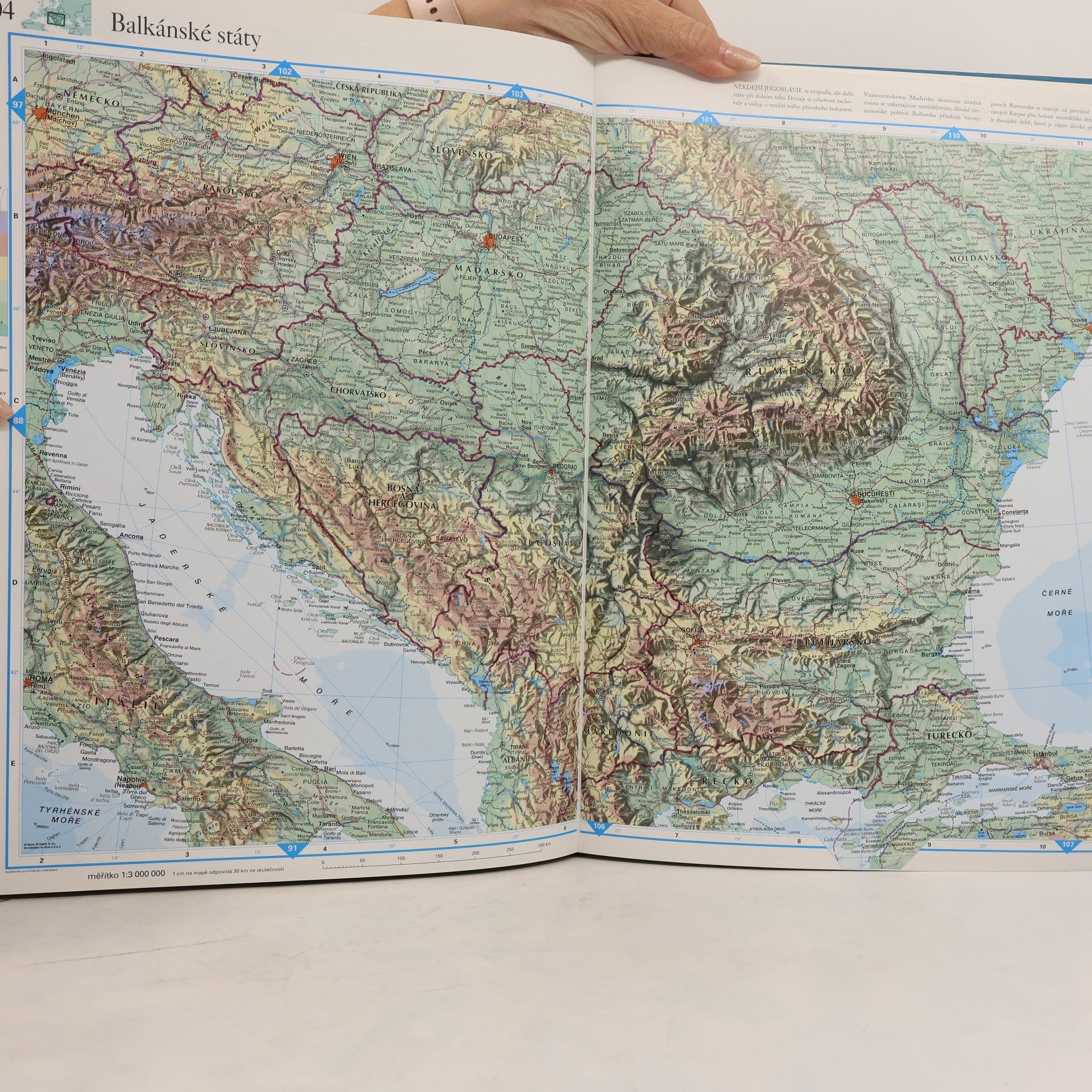 Jiří Hanuš Ilustrovaný atlas světa pro nové století