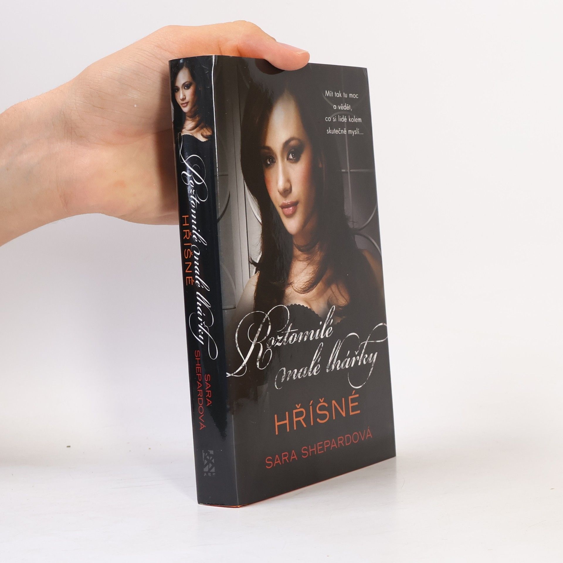 Sara Shepard Roztomilé malé lhářky: Hříšné
