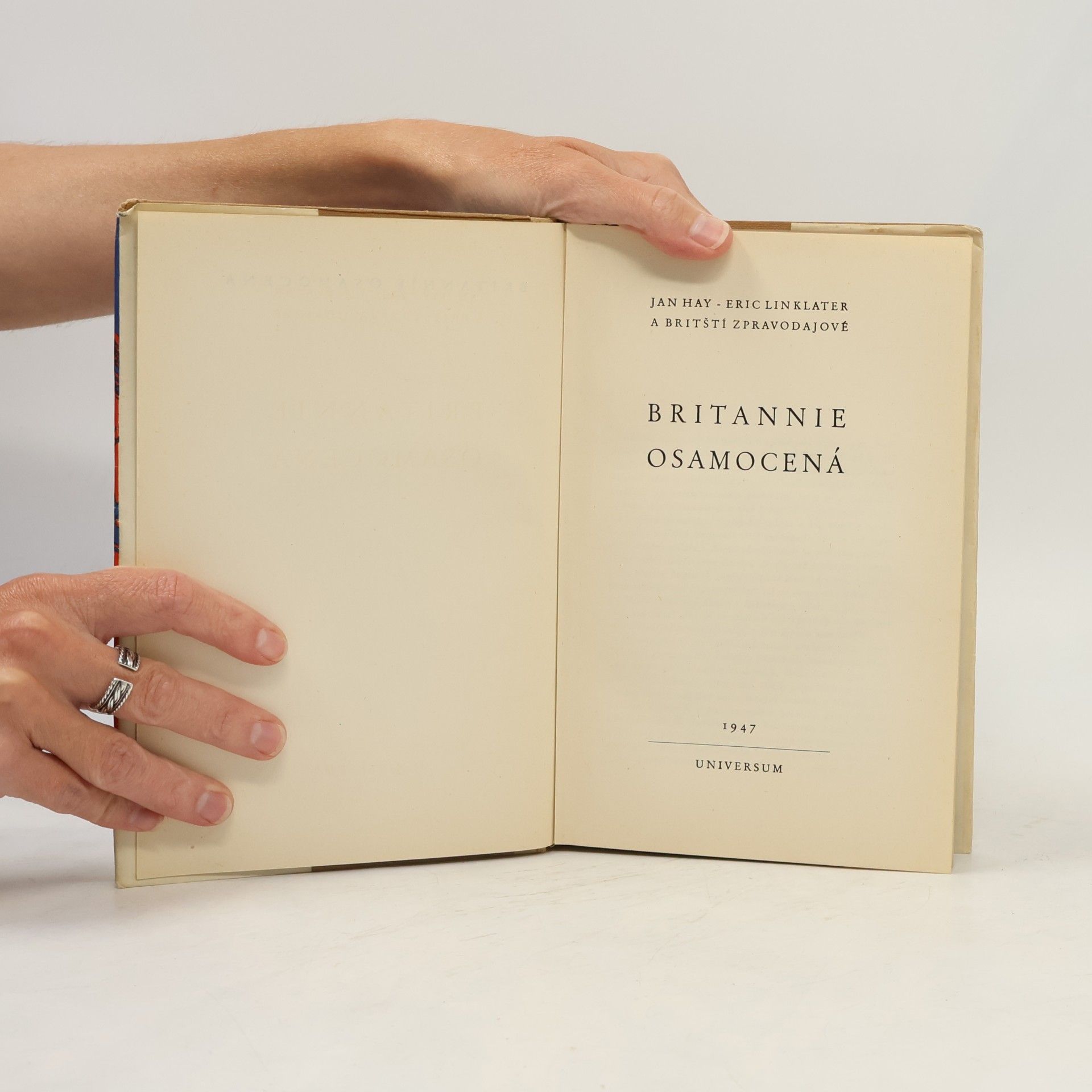 Jan Hay Britannie osamocená