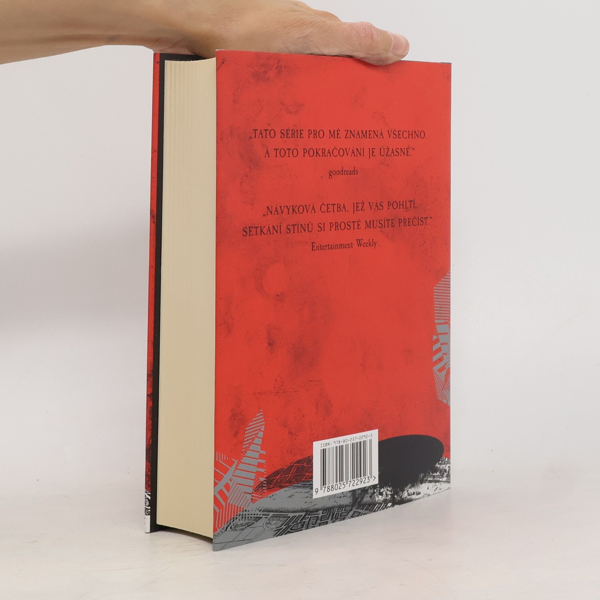 V. E. Schwab Setkání stínů