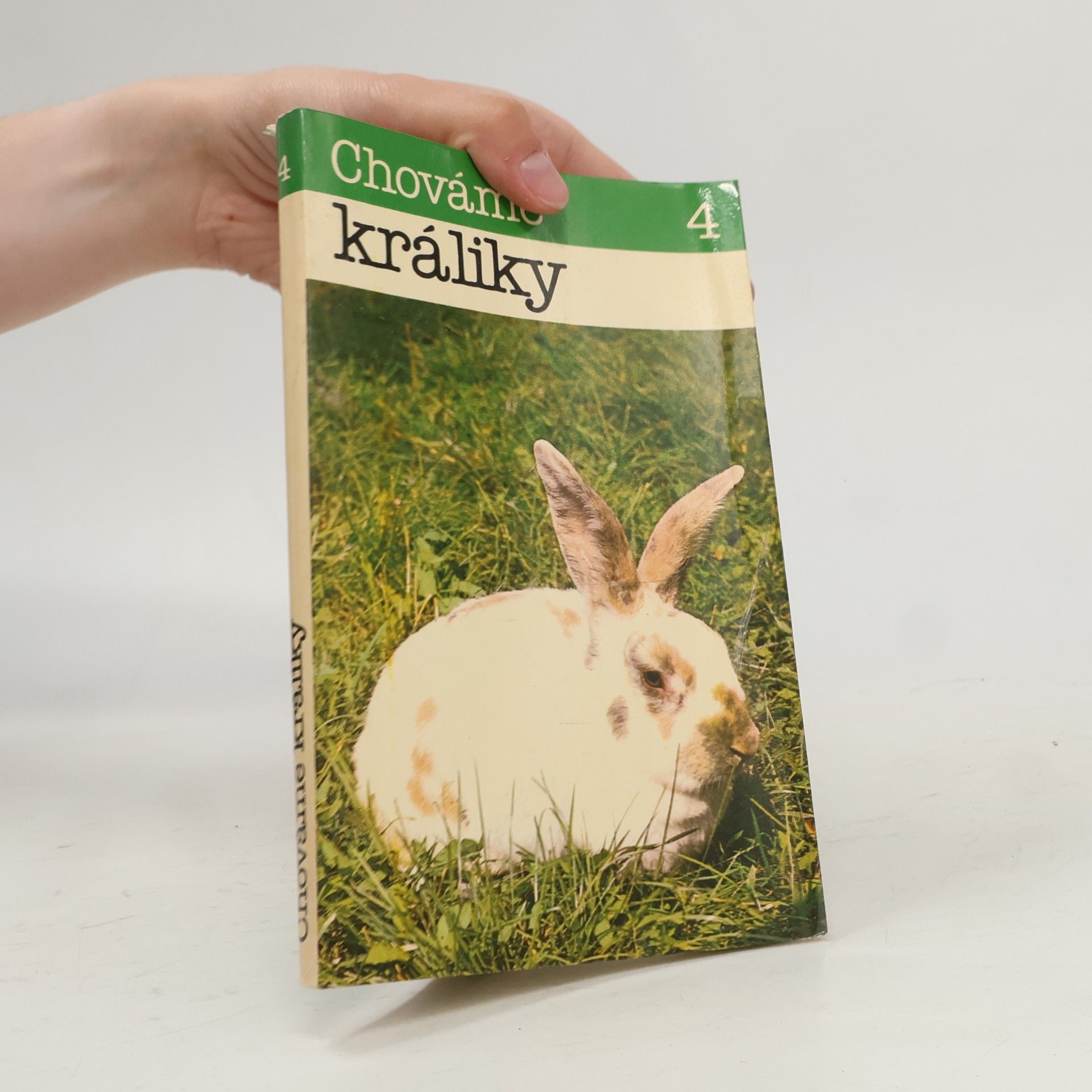 Emil Barát Chováme králiky
