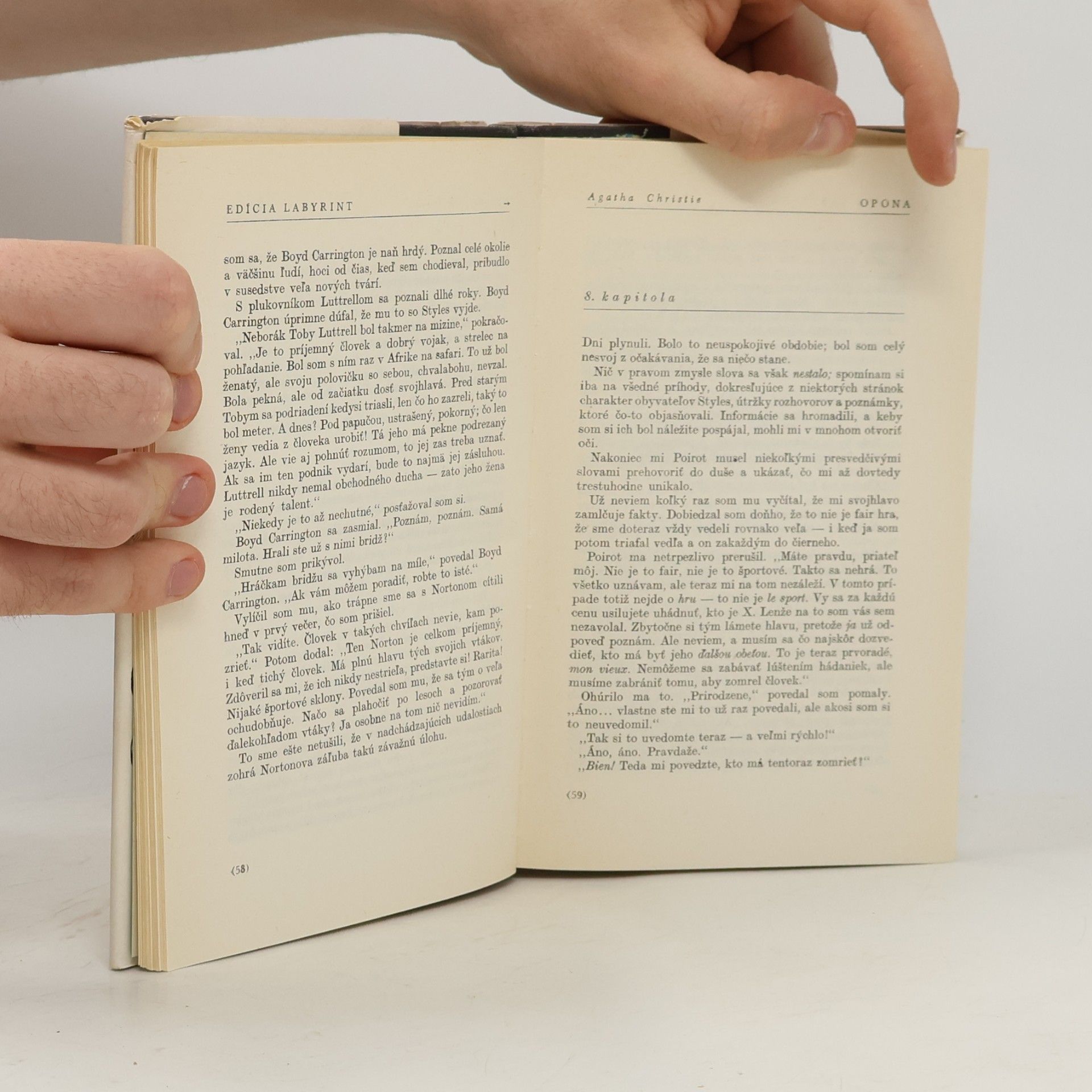 Agatha Christie Opona