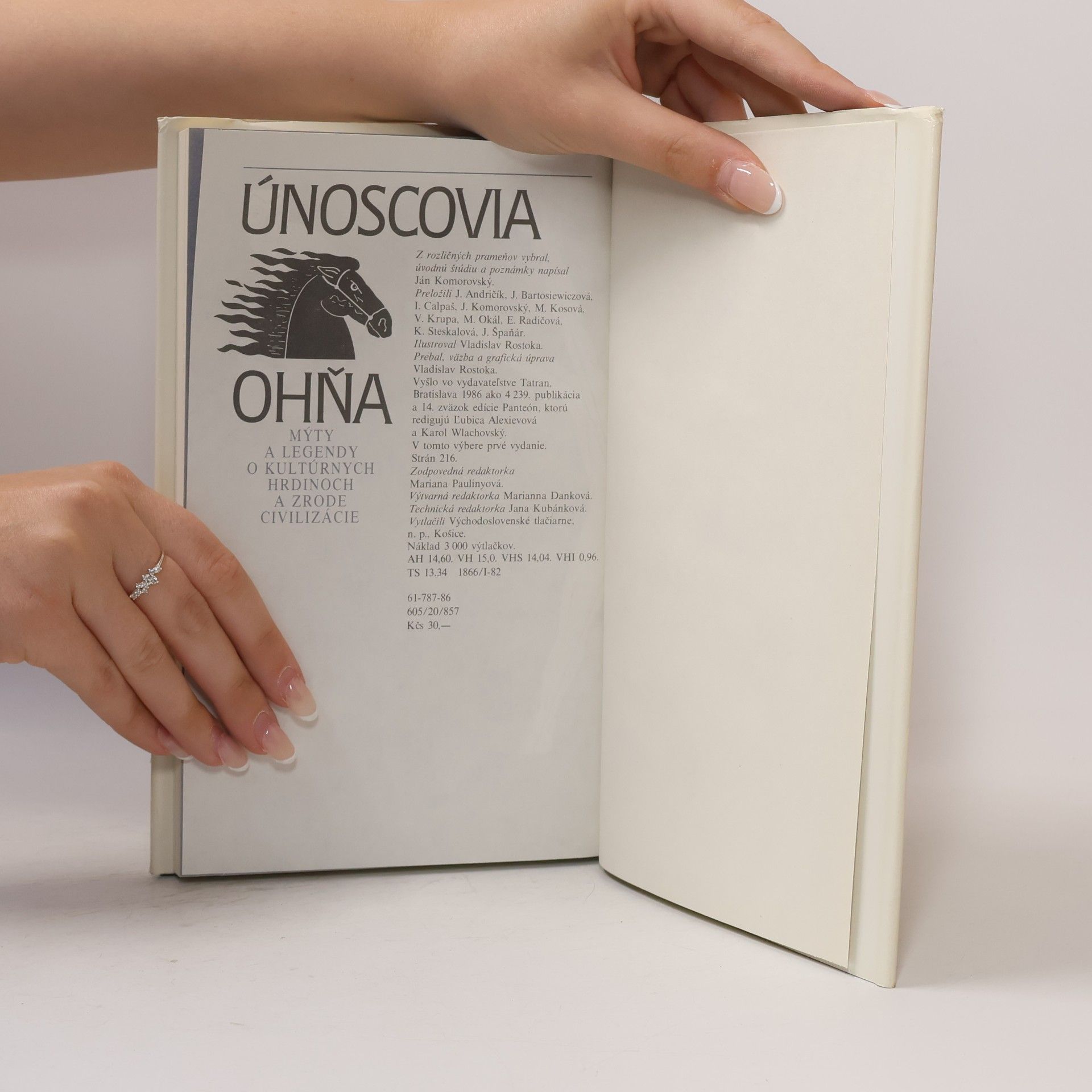 Ján Komorovský Únoscovia ohňa : mýty a legendy o kultúrnych hrdinoch a zrode civilizácie