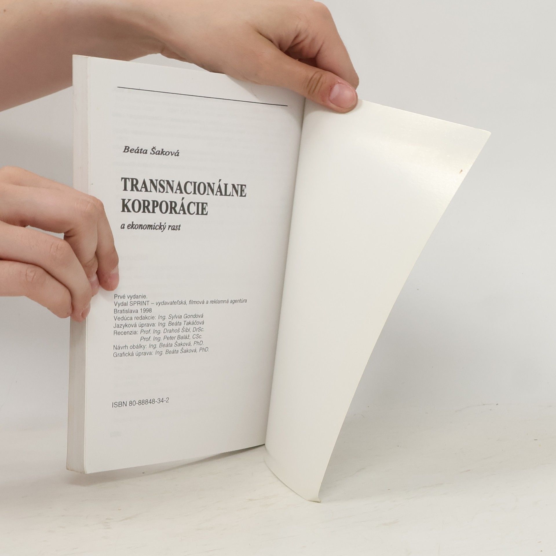 Beáta Šaková Transnacionálne korporácie a ekonomický rast