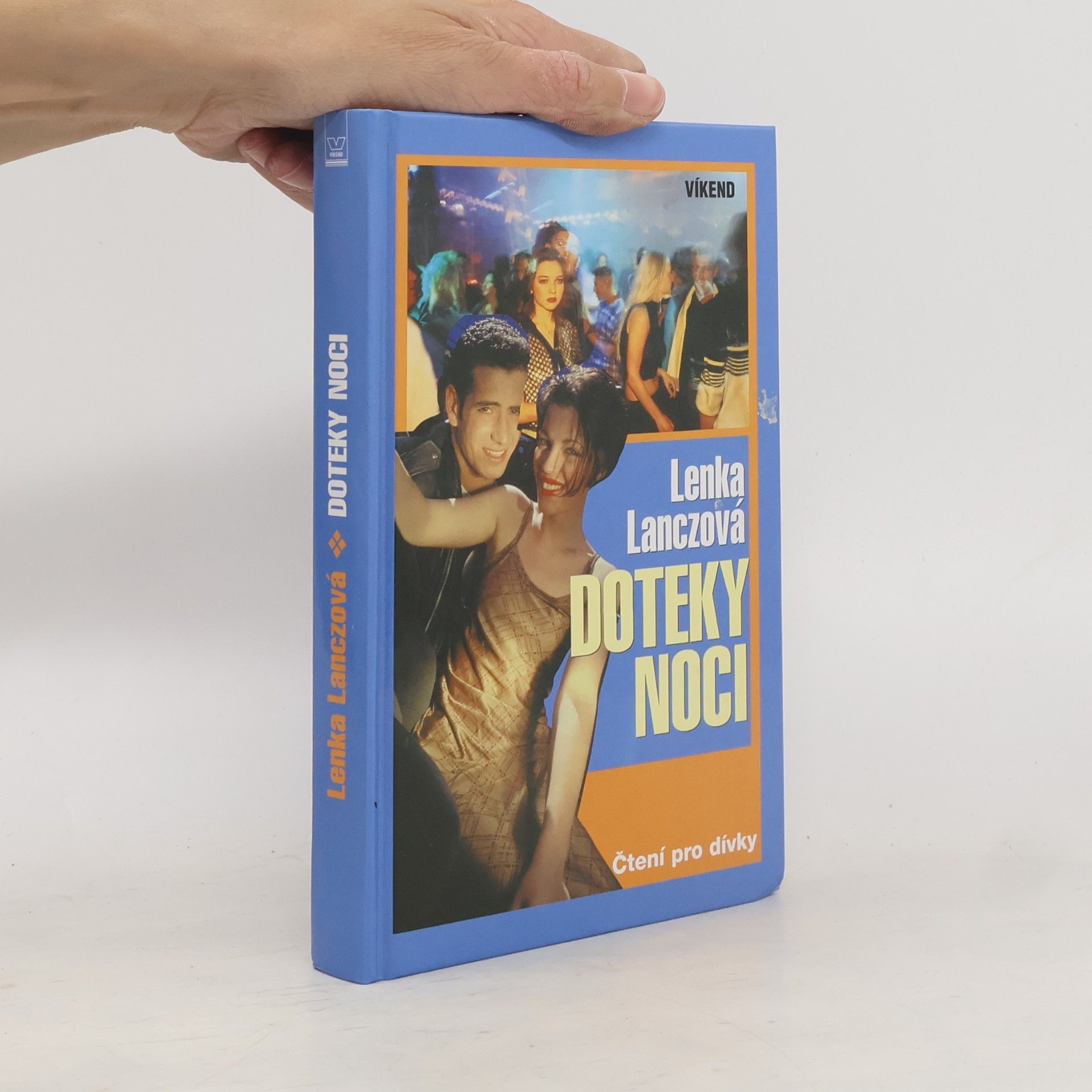 Lenka Lanczová Doteky noci