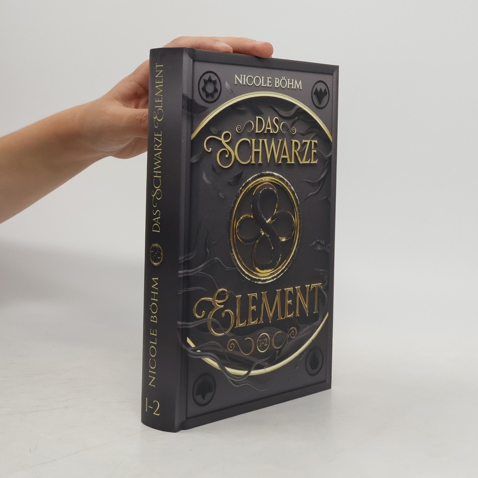 Nicole Böhm Das schwarze Element 1-2
