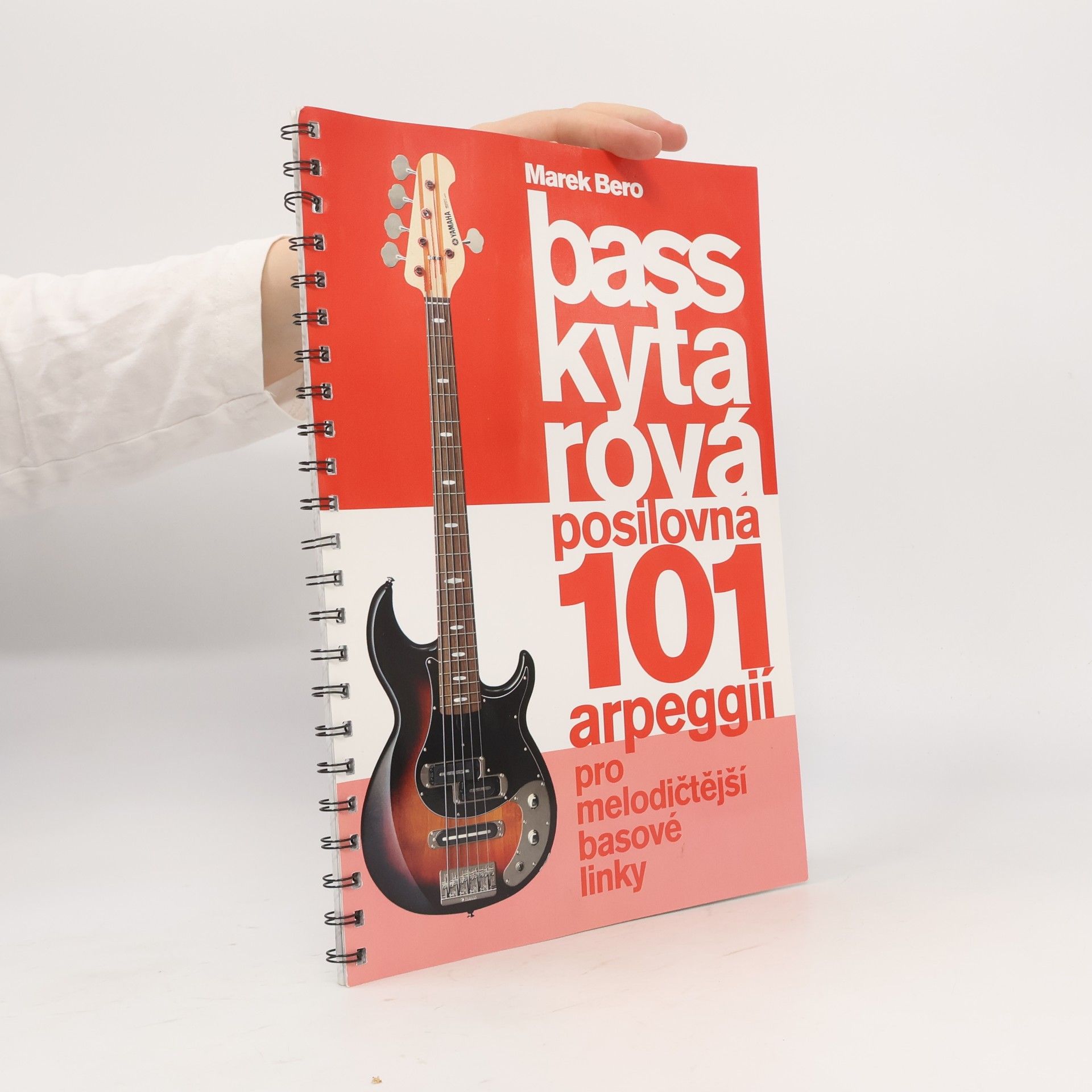 Basskytarová posilovna: 101 arpeggií pro melodičtější basové linky