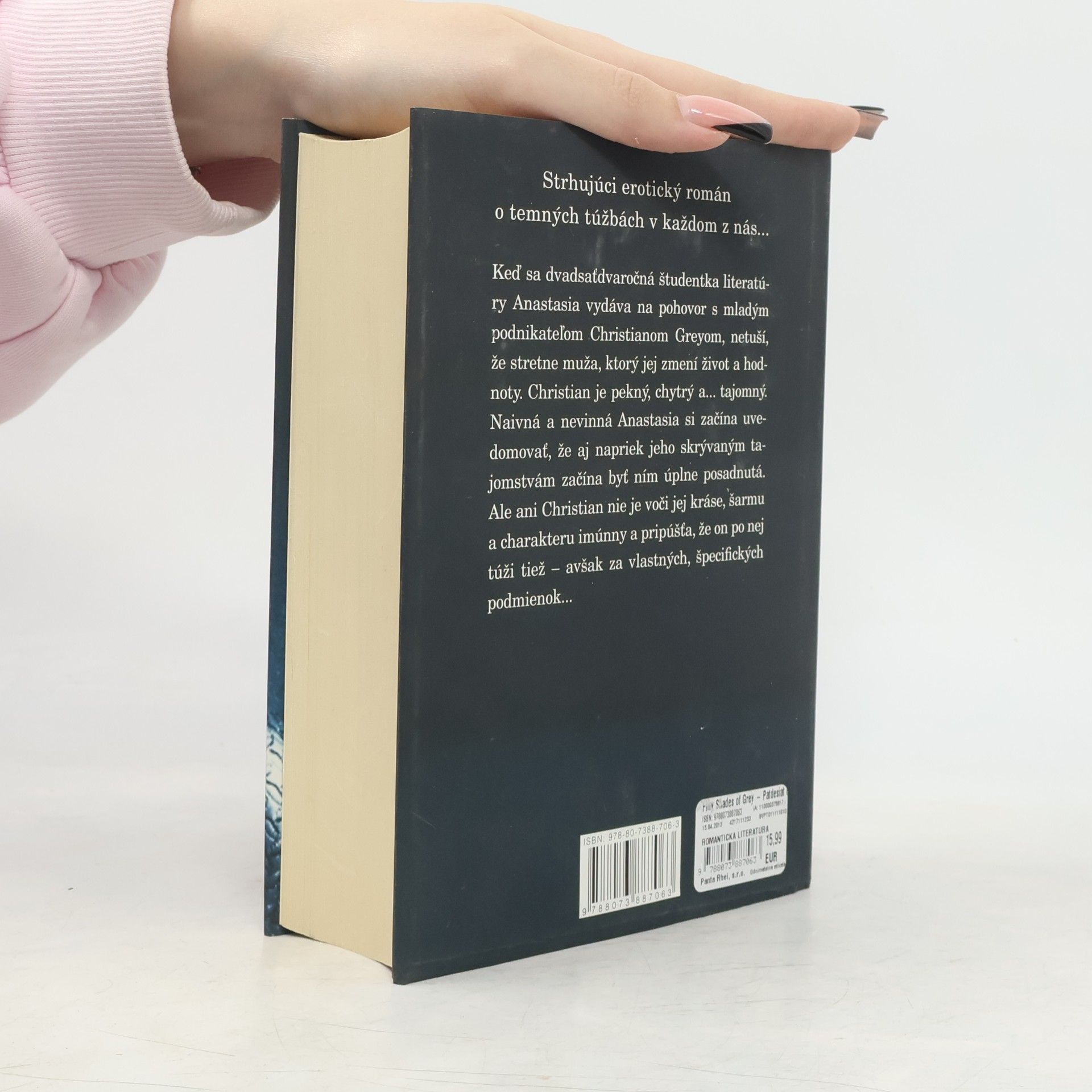E L James Päťdesiat odtieňov sivej