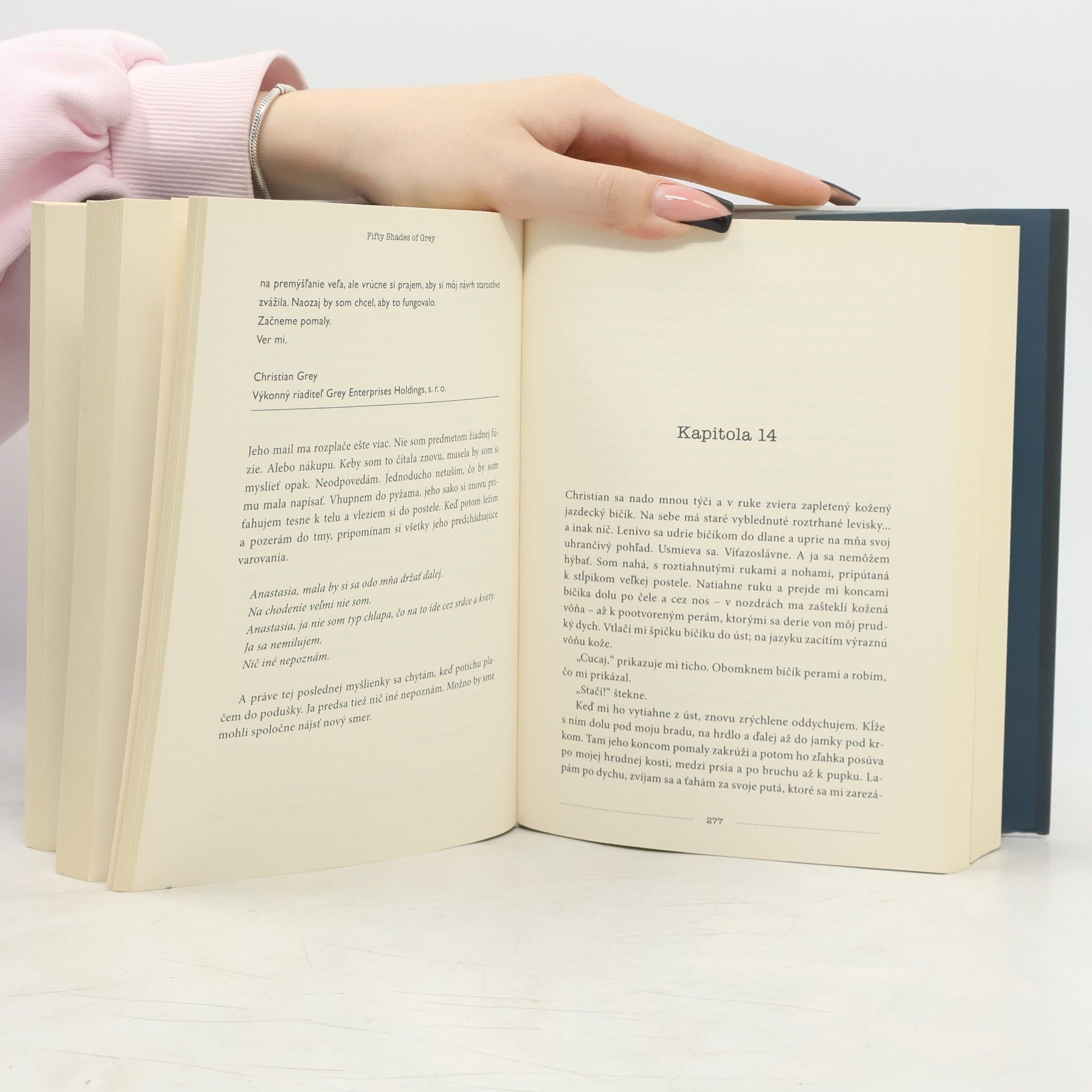 E L James Päťdesiat odtieňov sivej
