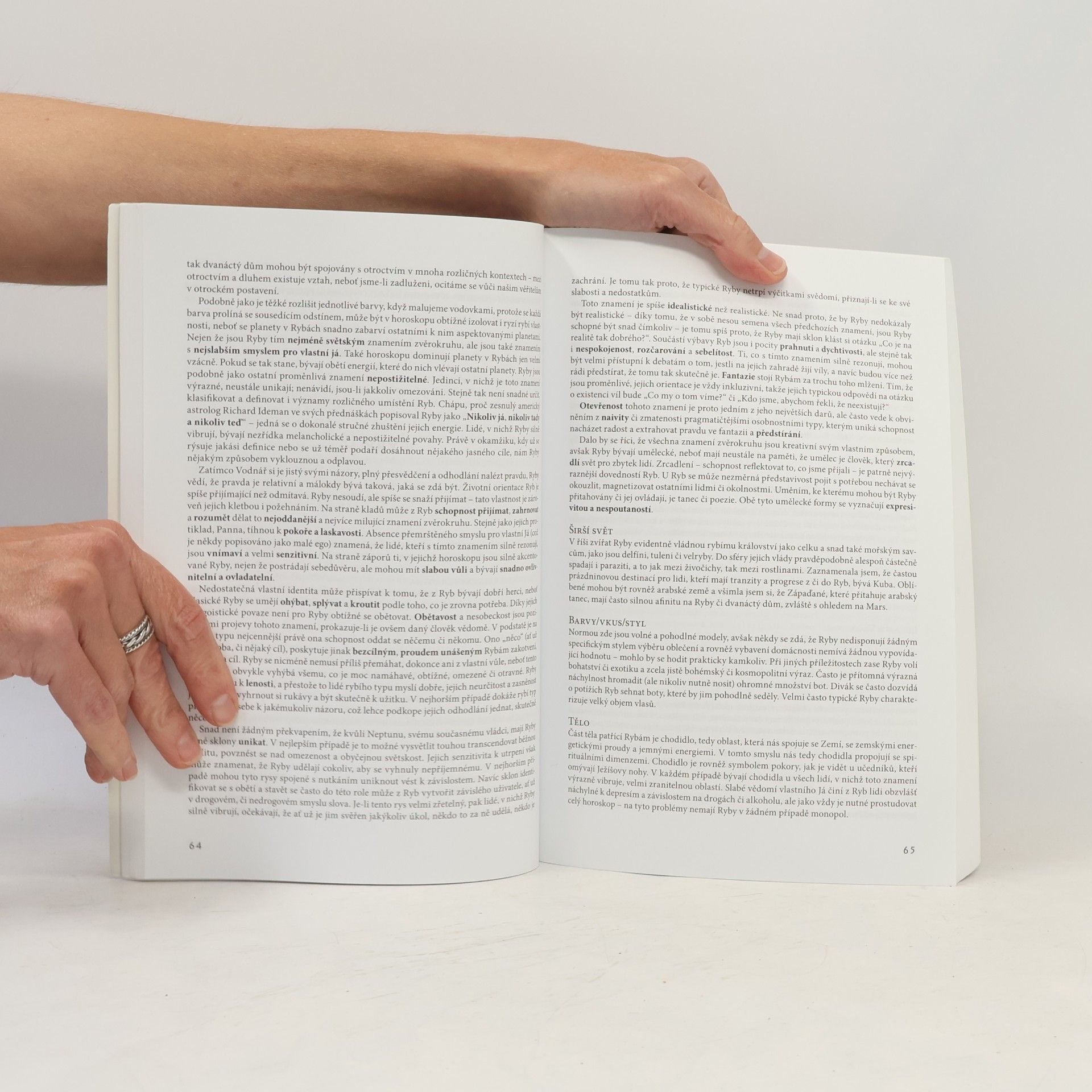 Sue Tompkins Velká kniha astrologie